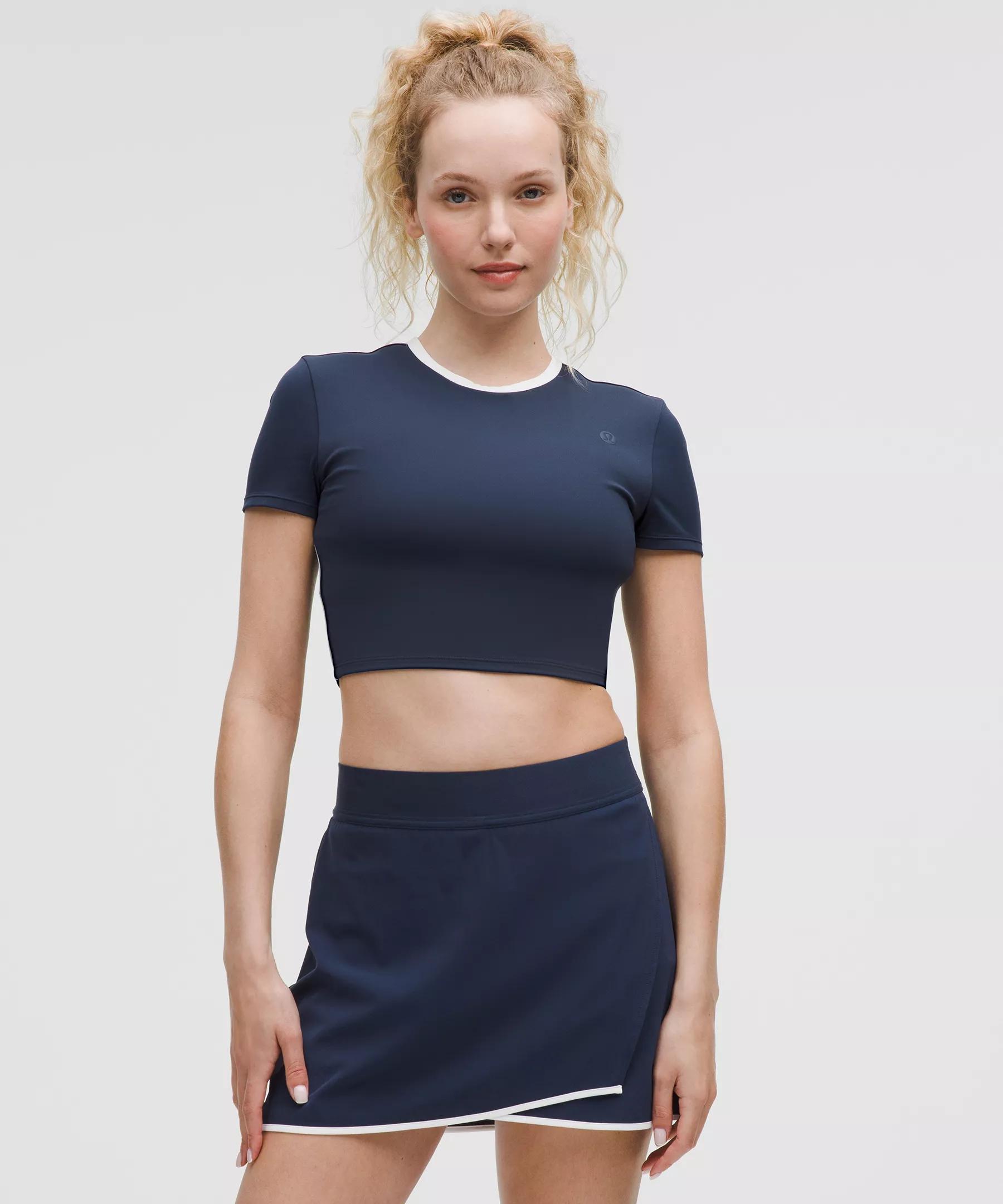 Tight-Fit Cropped Shelf-Bra T-Shirt *Light Support, B/C Cup Product Image