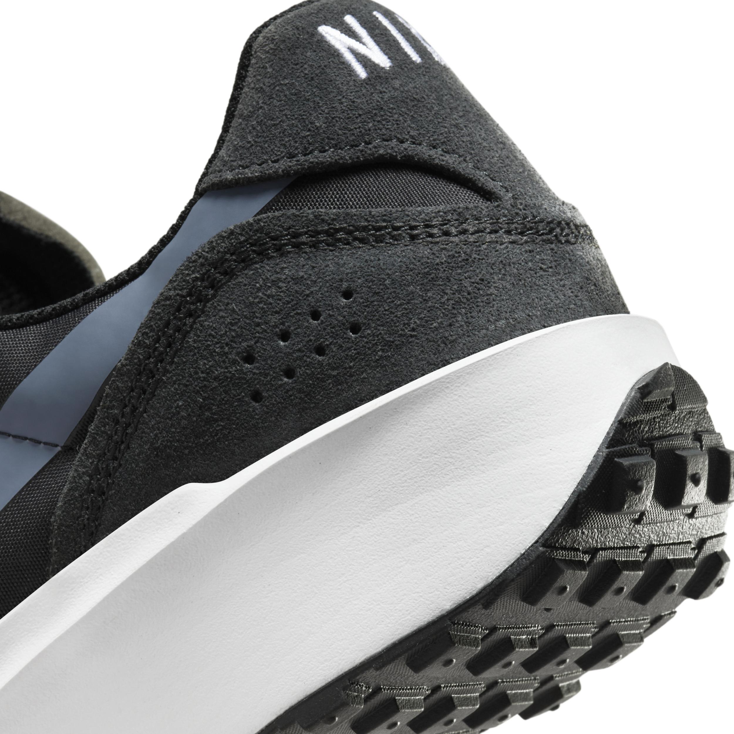 Nike Men's Waffle Nav Shoes Product Image