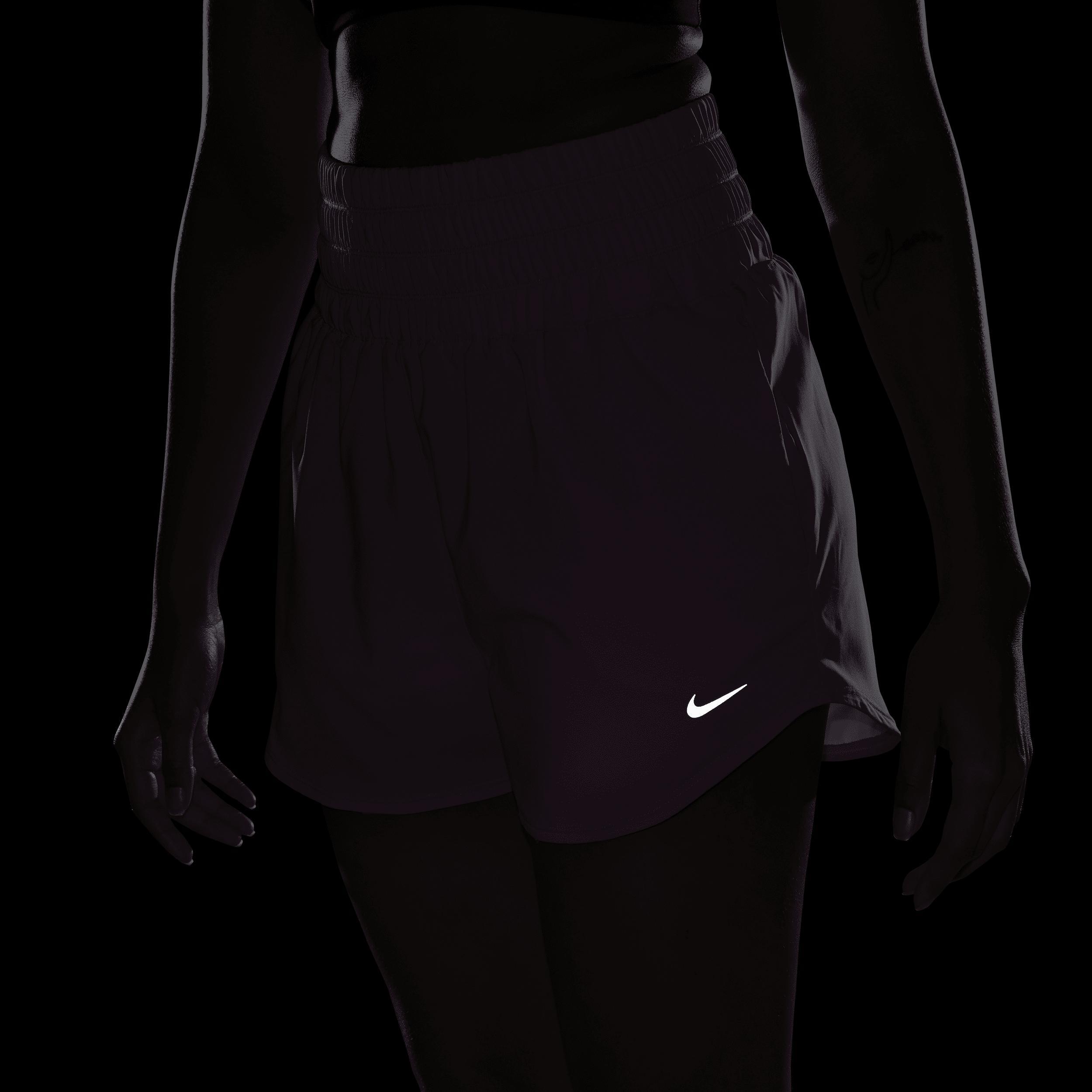 Nike Womens One Dri-FIT Ultra High-Waisted 3 Brief-Lined Shorts | DX6642-675 Product Image