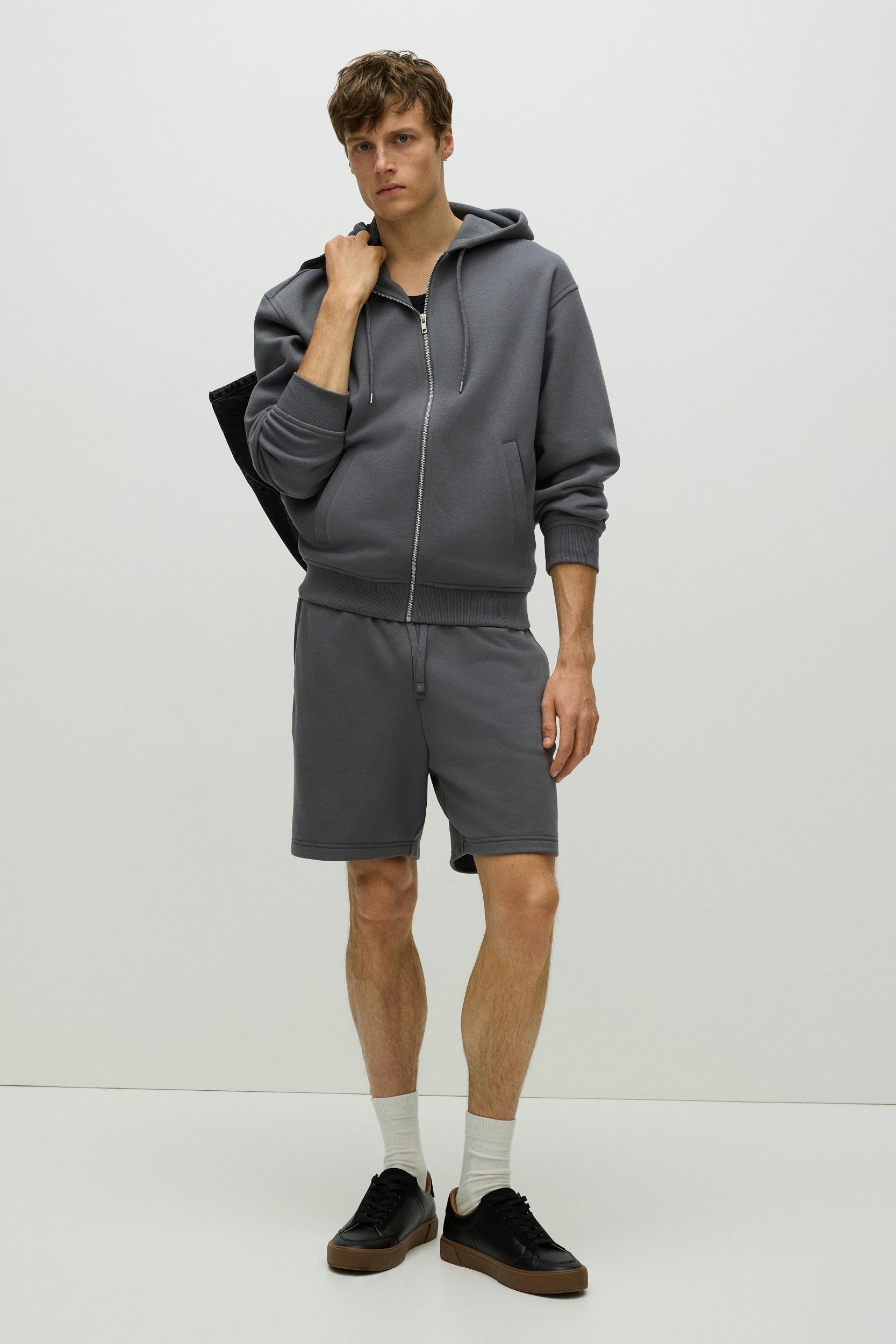 Regular Fit Sweatshorts Product Image