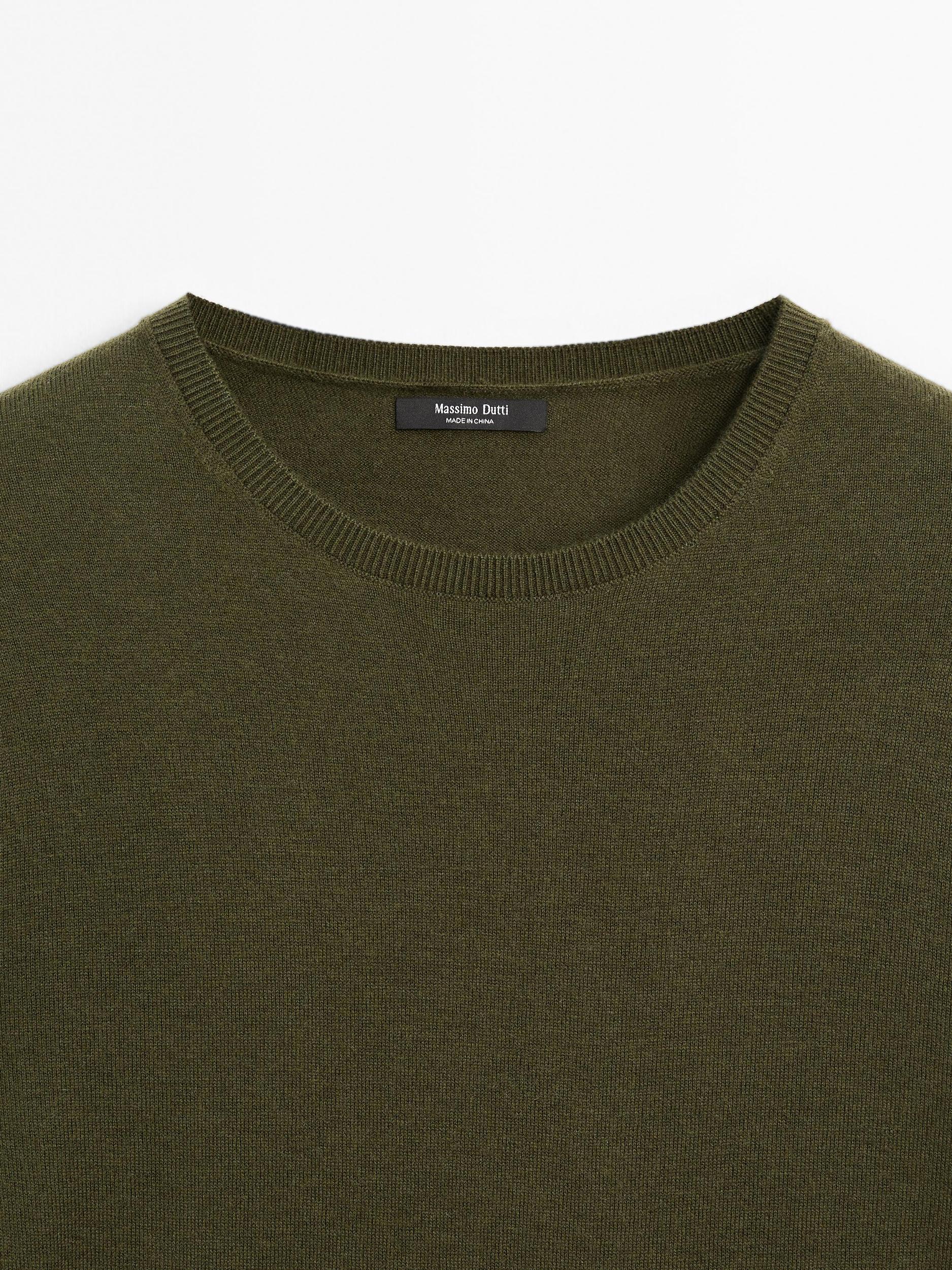 Wool blend knit sweater with crew neck Product Image