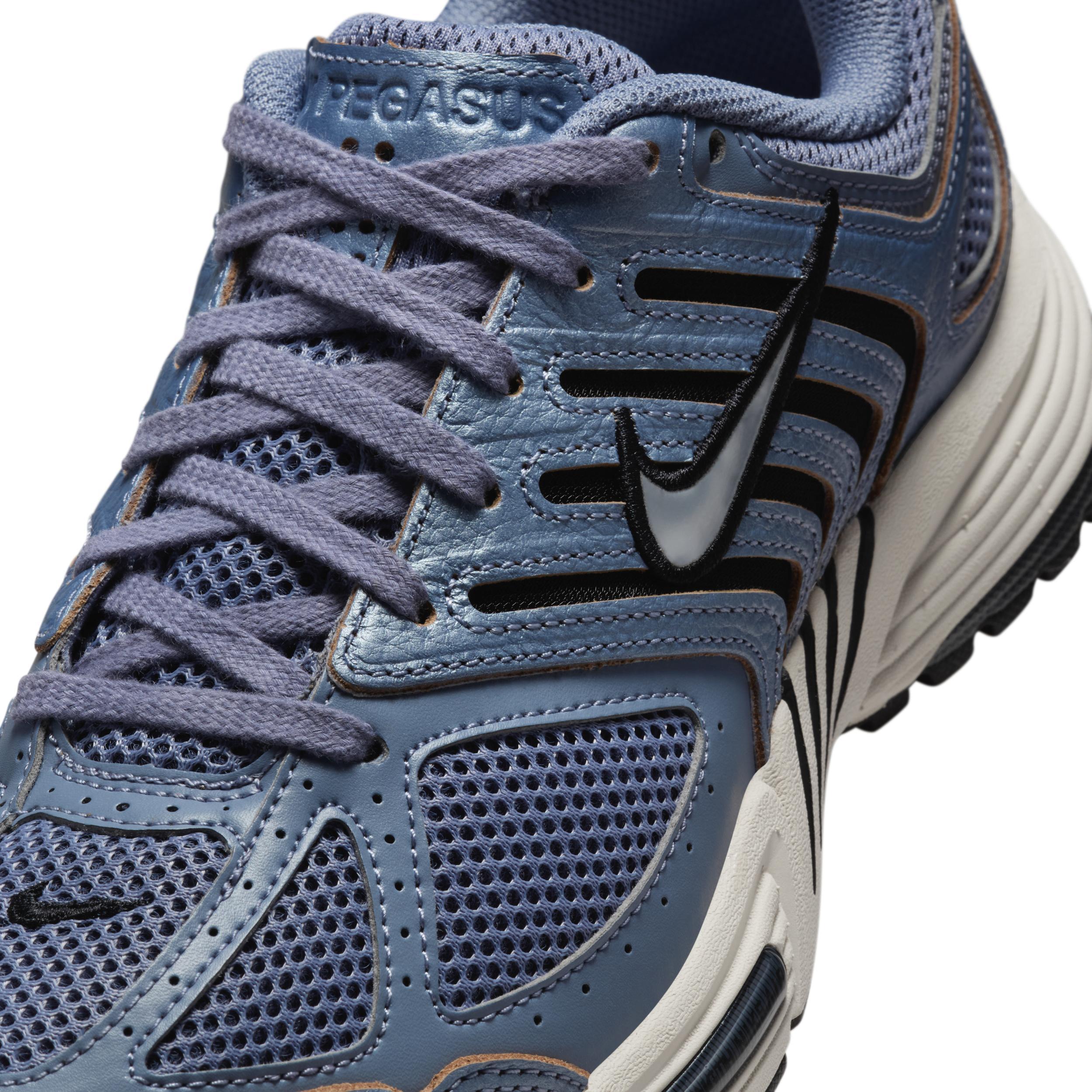 Nike Womens Air Pegasus 2005 Running Shoes Product Image