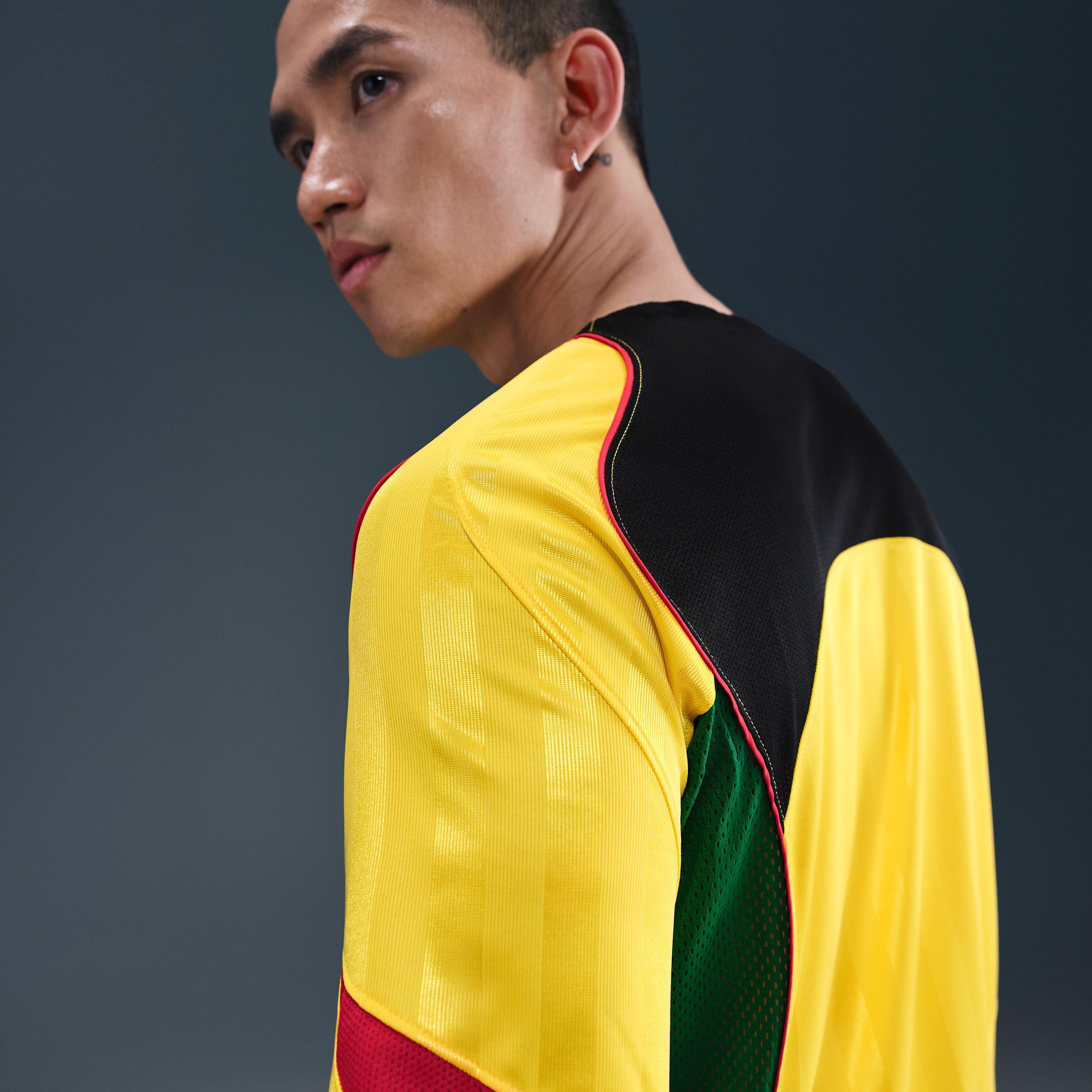 Nike Mens Total 90 Dri-FIT Soccer Jersey | IB4218-719 Product Image