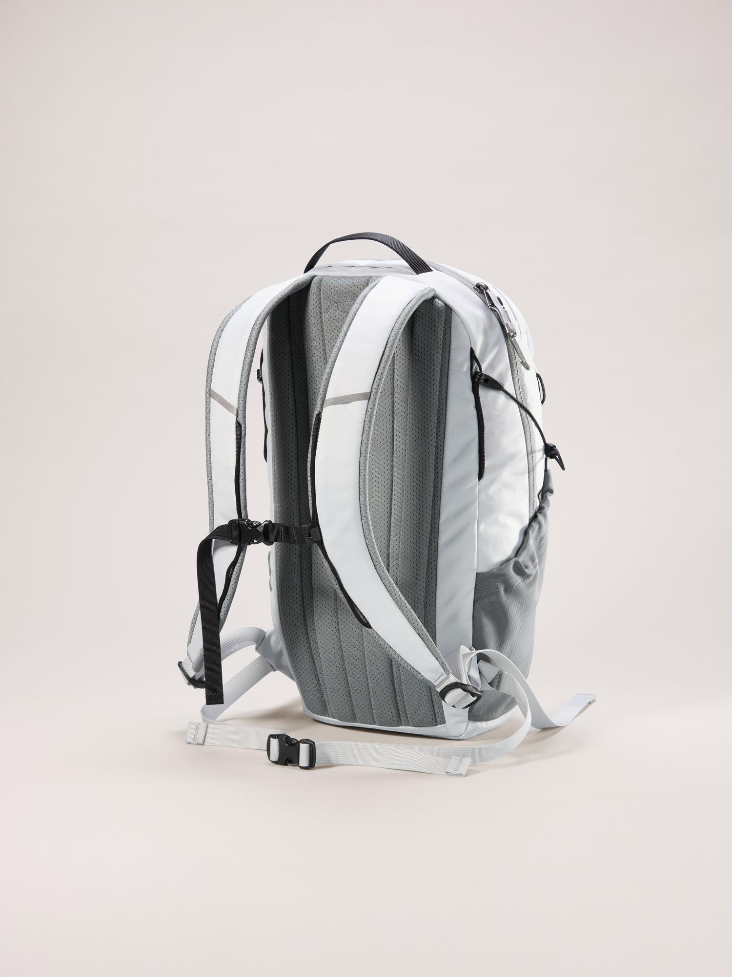 Mantis 16 Backpack  Product Image
