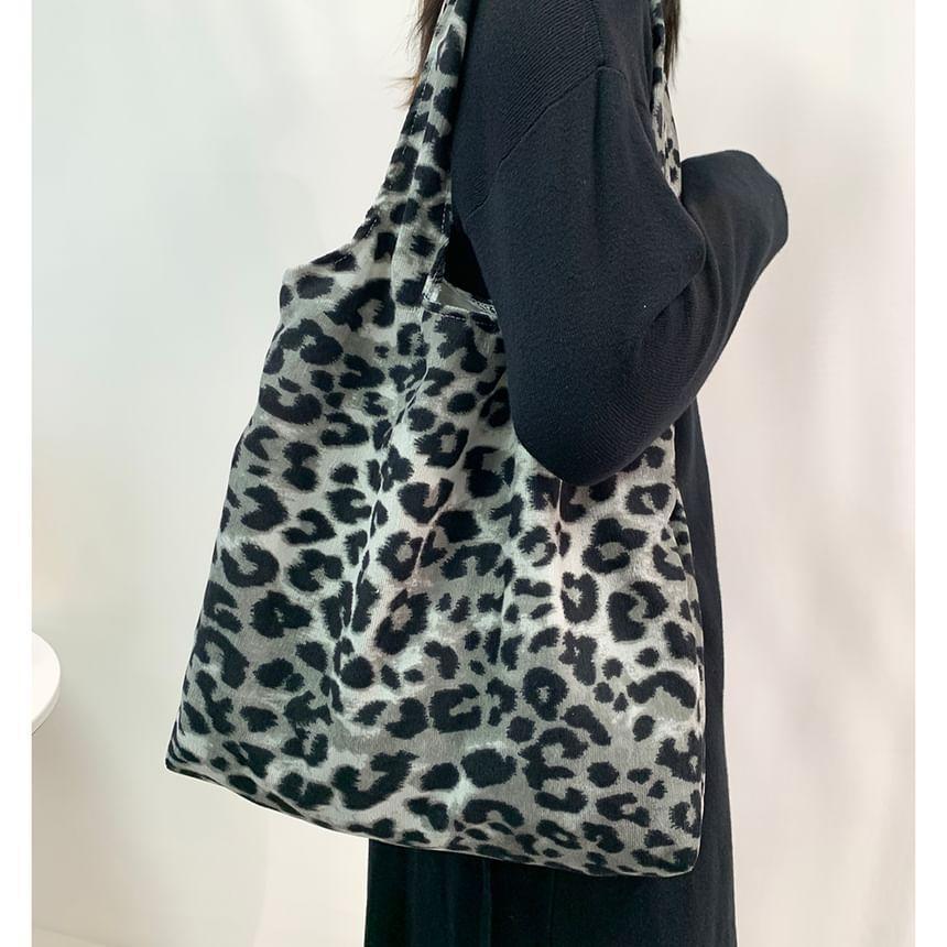 Leopard Print Shopper Bag Product Image