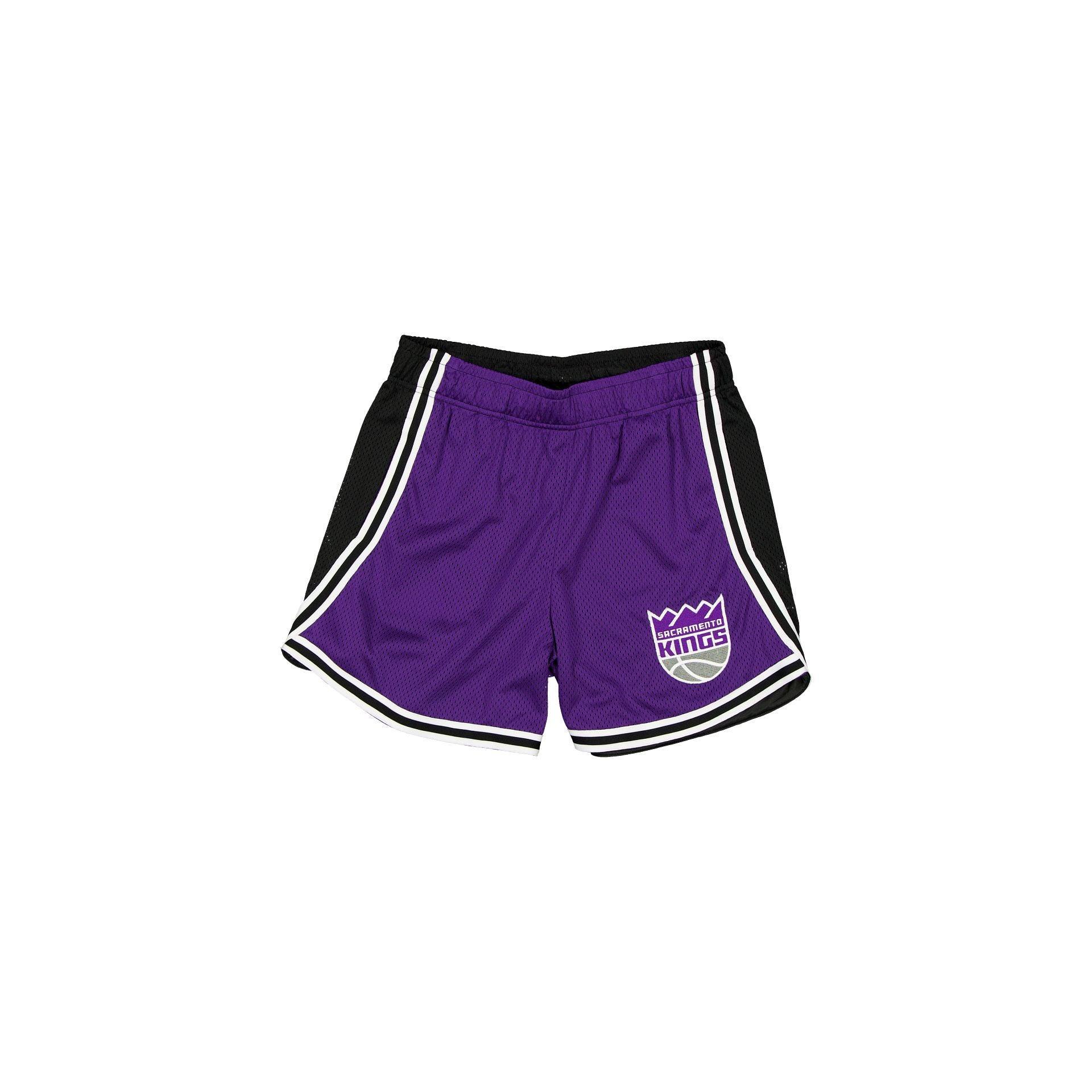 Boston Celtics Sport Classics Women's Shorts Female Product Image