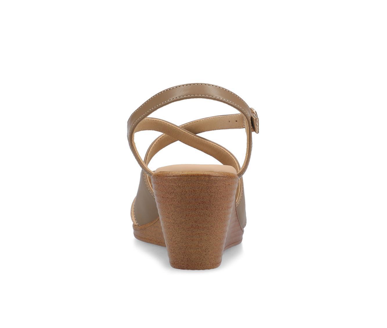 Women's Journee Collection Kedzie II Wedges Product Image