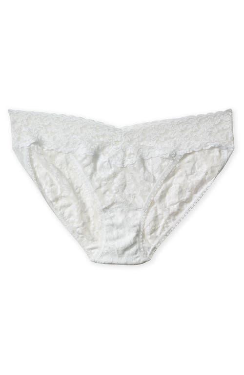 Signature Lace V-Kini Briefs Product Image