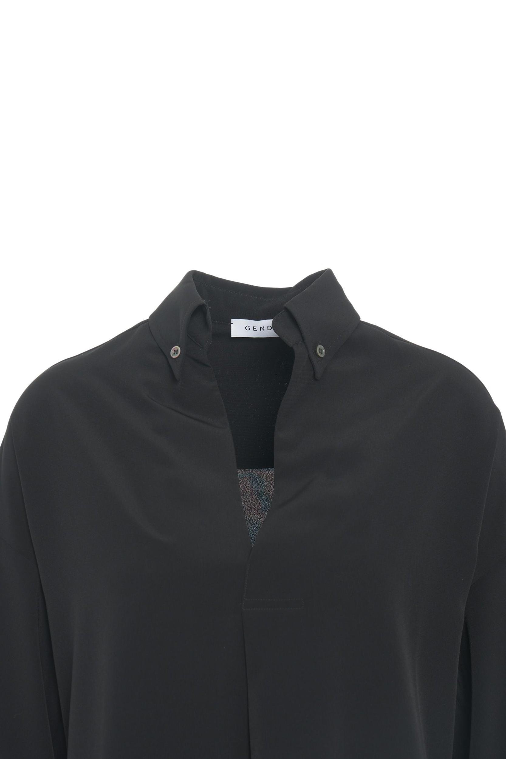 Blouse with button-down collar Product Image