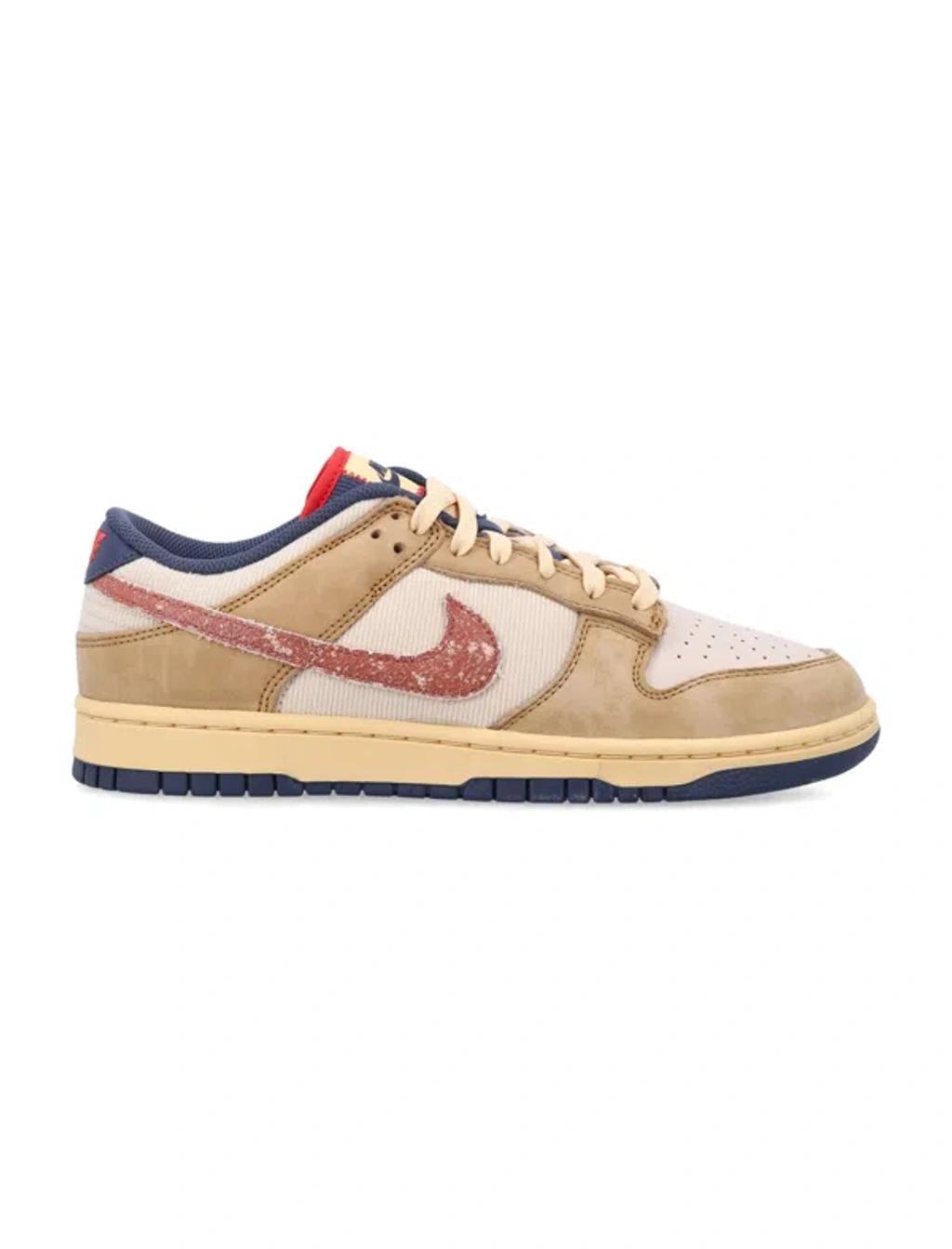 NIKE Dunk Low Retro Se In Multicolor Product Image