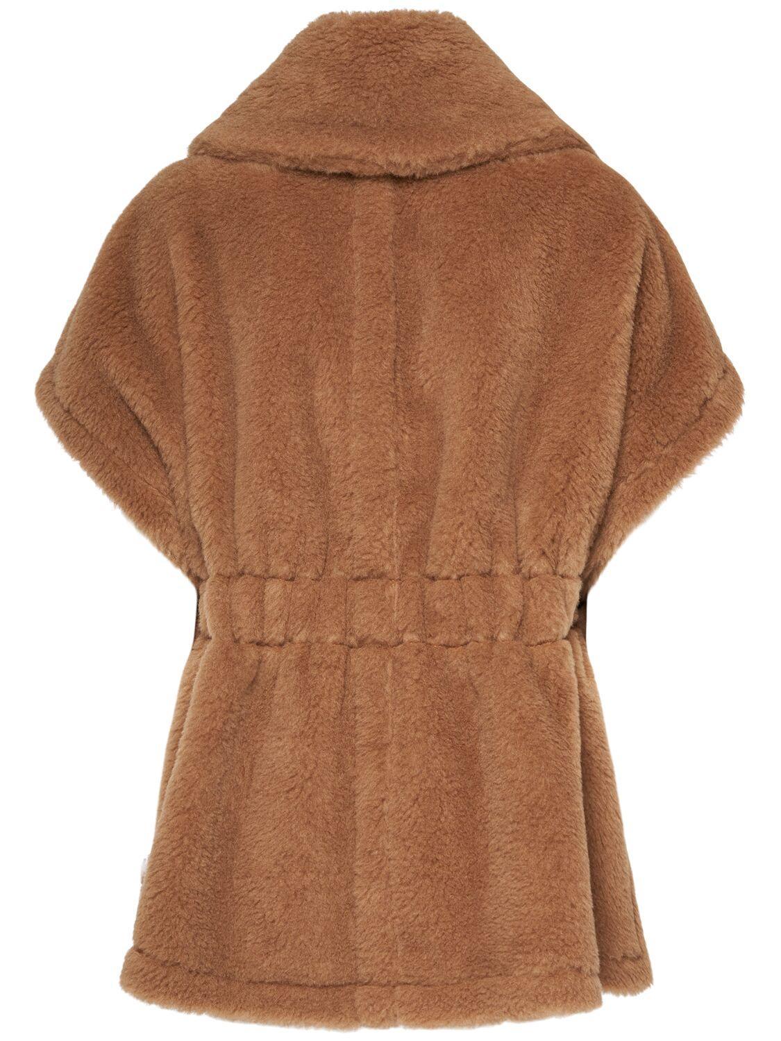 New Abavo Camel Teddy Cape In Brown Product Image