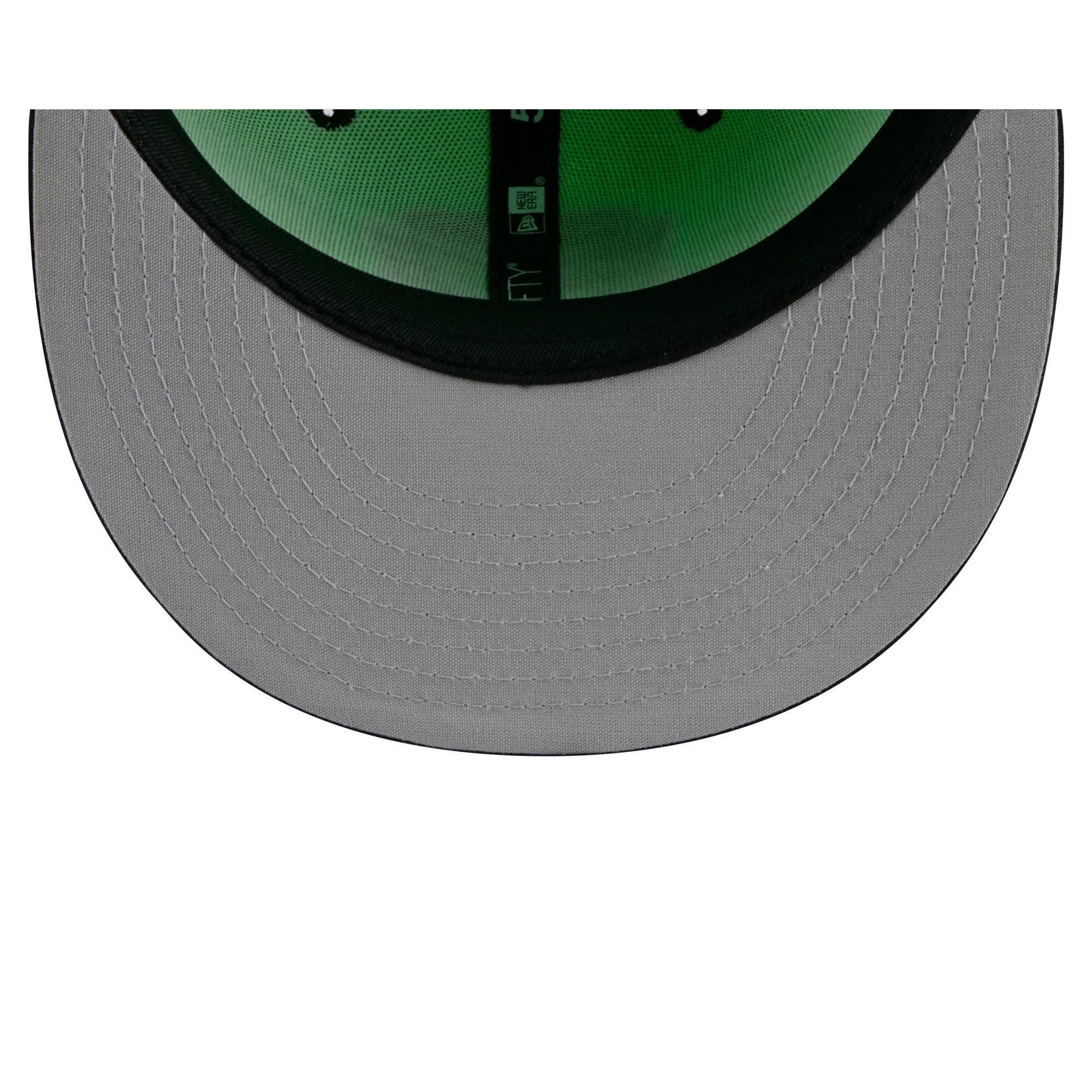 New York Mets Metallic Gold Logo 59FIFTY Fitted Hat Male Product Image