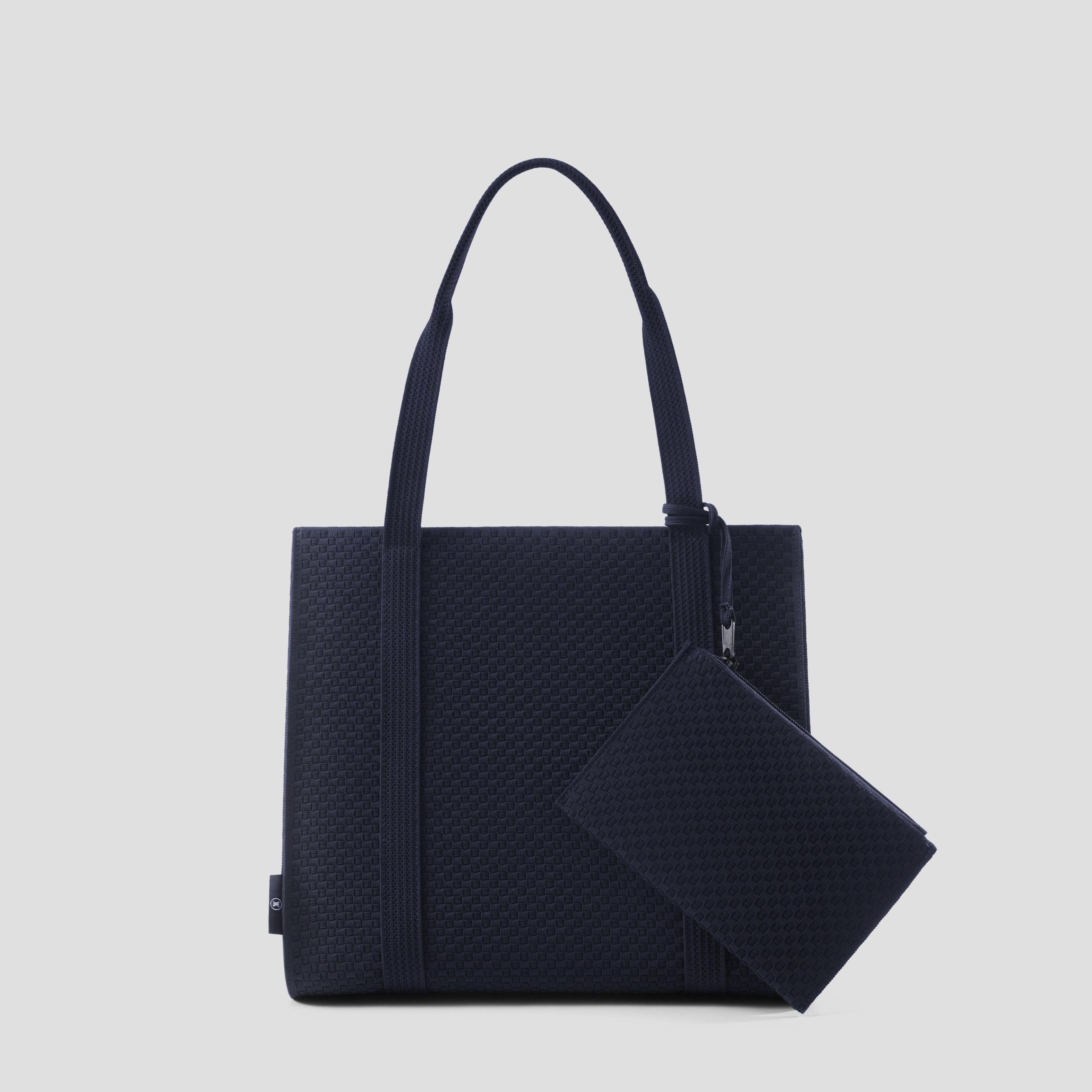 The Lightweight Tote (Sarah) Product Image