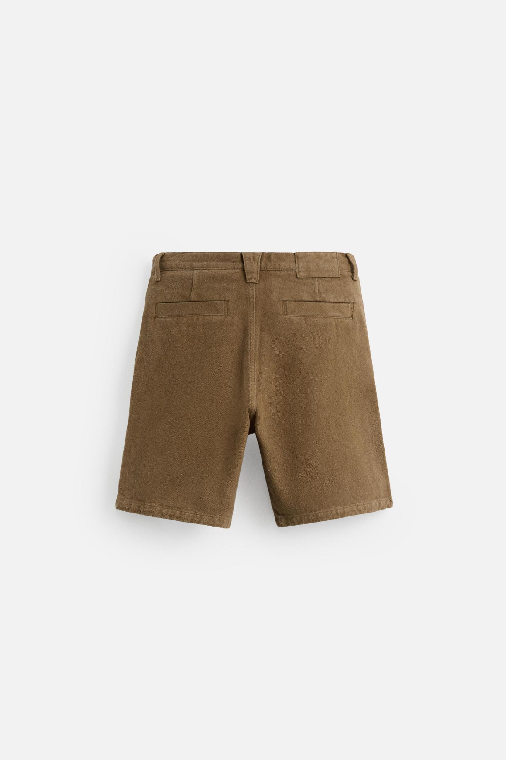 TEXTURED REGULAR FIT SHORTS Product Image