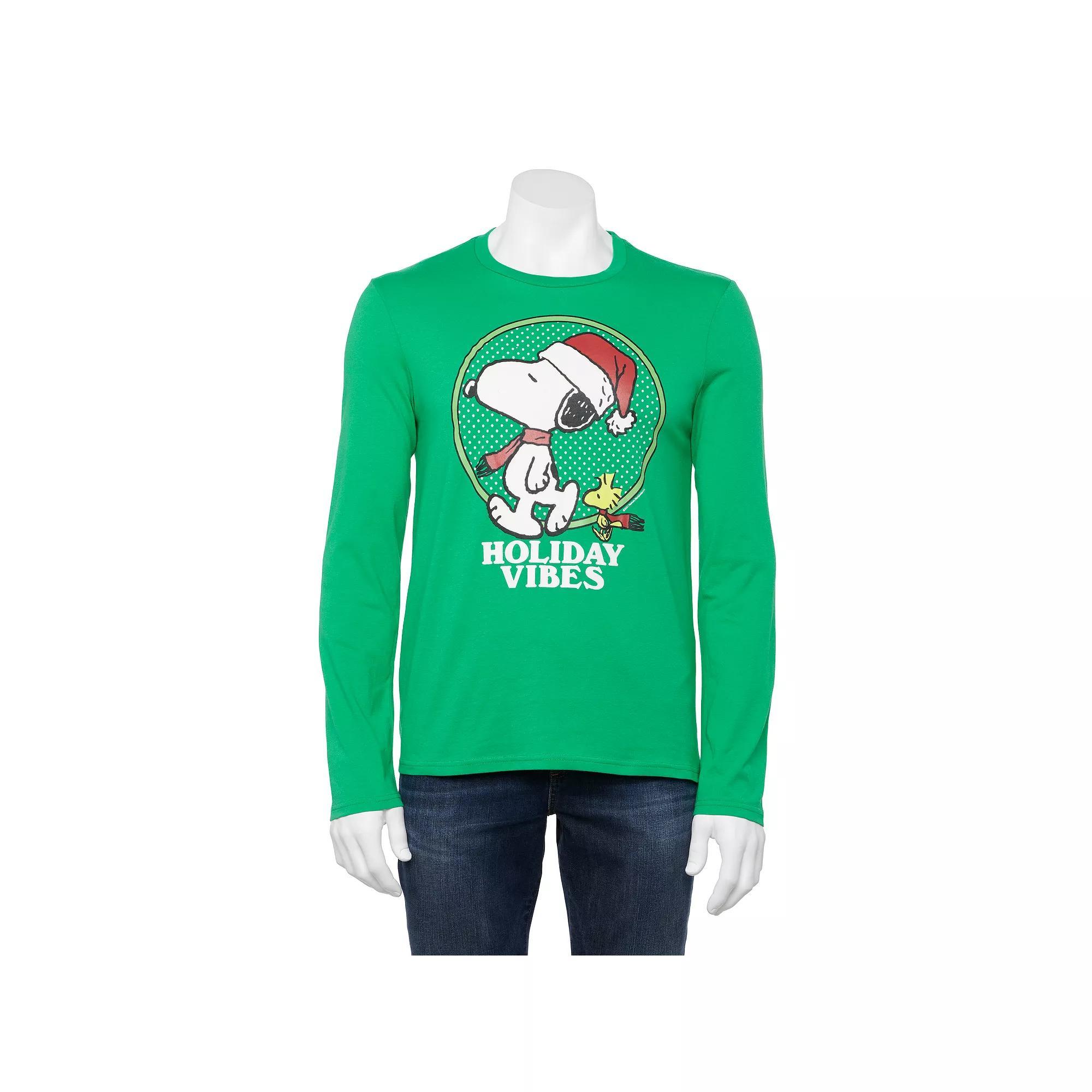 Men's Family Fun™ Peanuts Snoopy "Holiday Vibes" Graphic Tee, Size: Large, Kelly Green Product Image