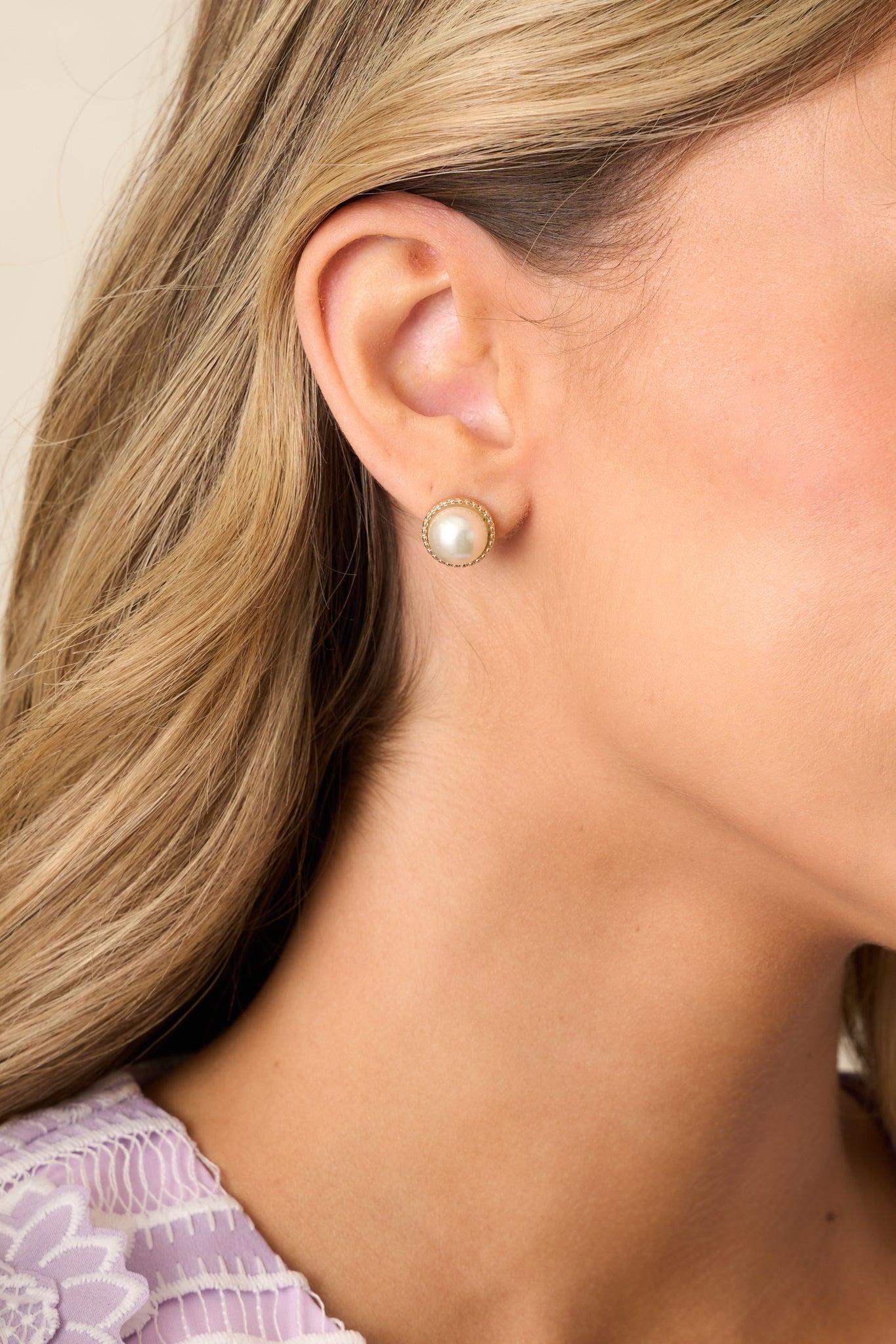 Shine With Me Gold & Ivory Pearl Stud Earrings Product Image