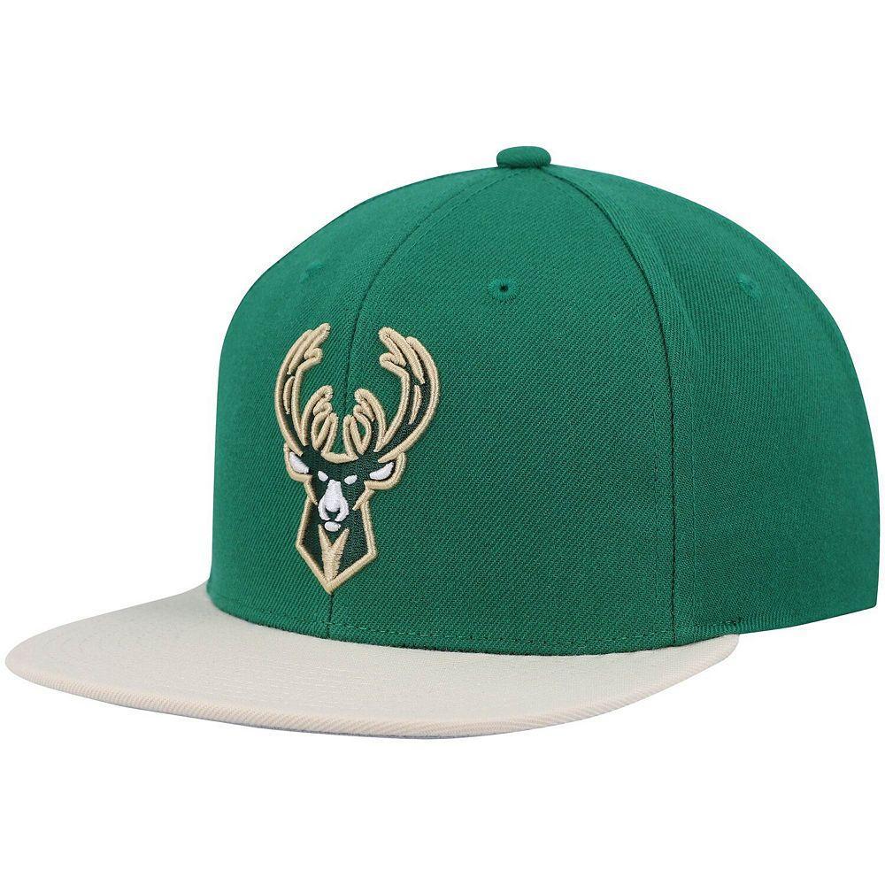 Men's Mitchell & Ness Hunter Green/Cream Milwaukee Bucks Team Two-Tone 2.0 Snapback Hat Product Image