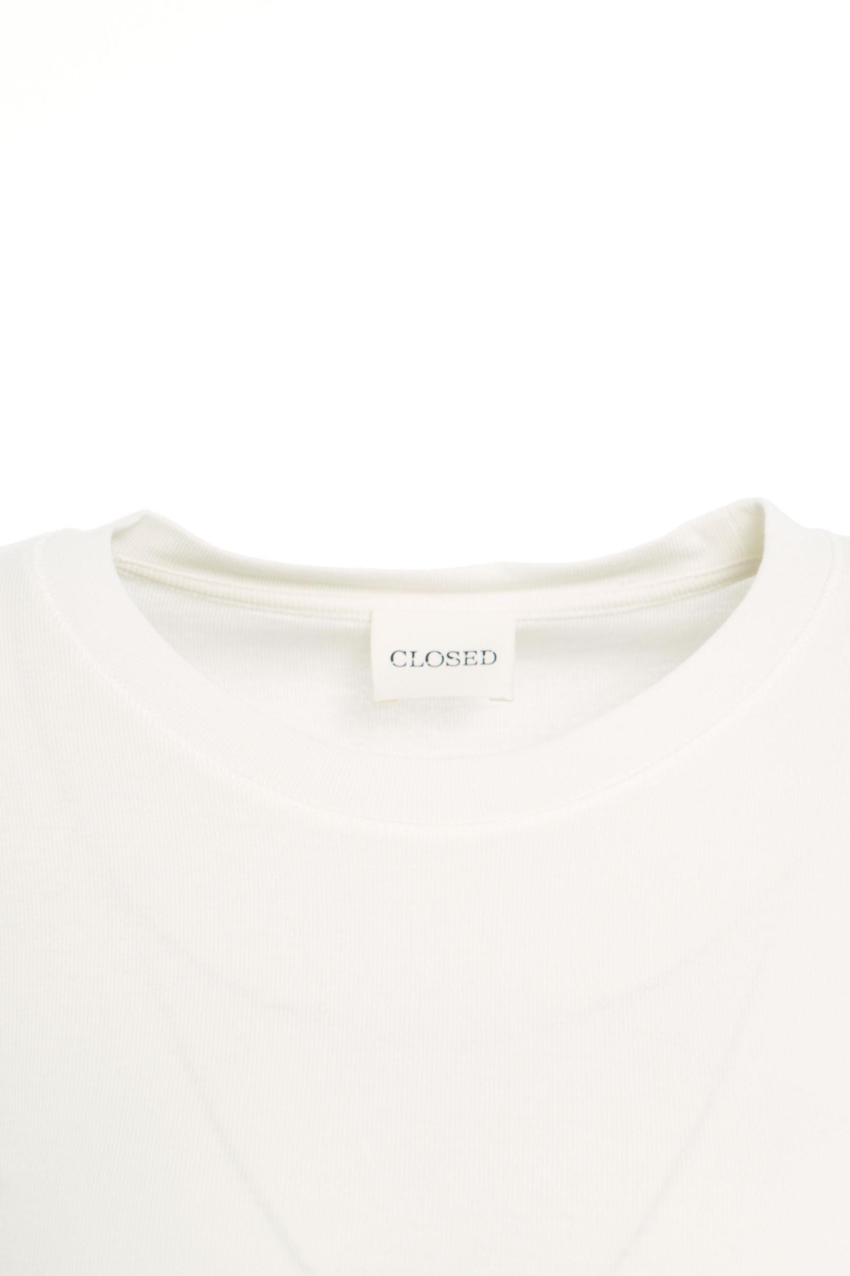 T-Shirt with Threequarter Sleeves Product Image