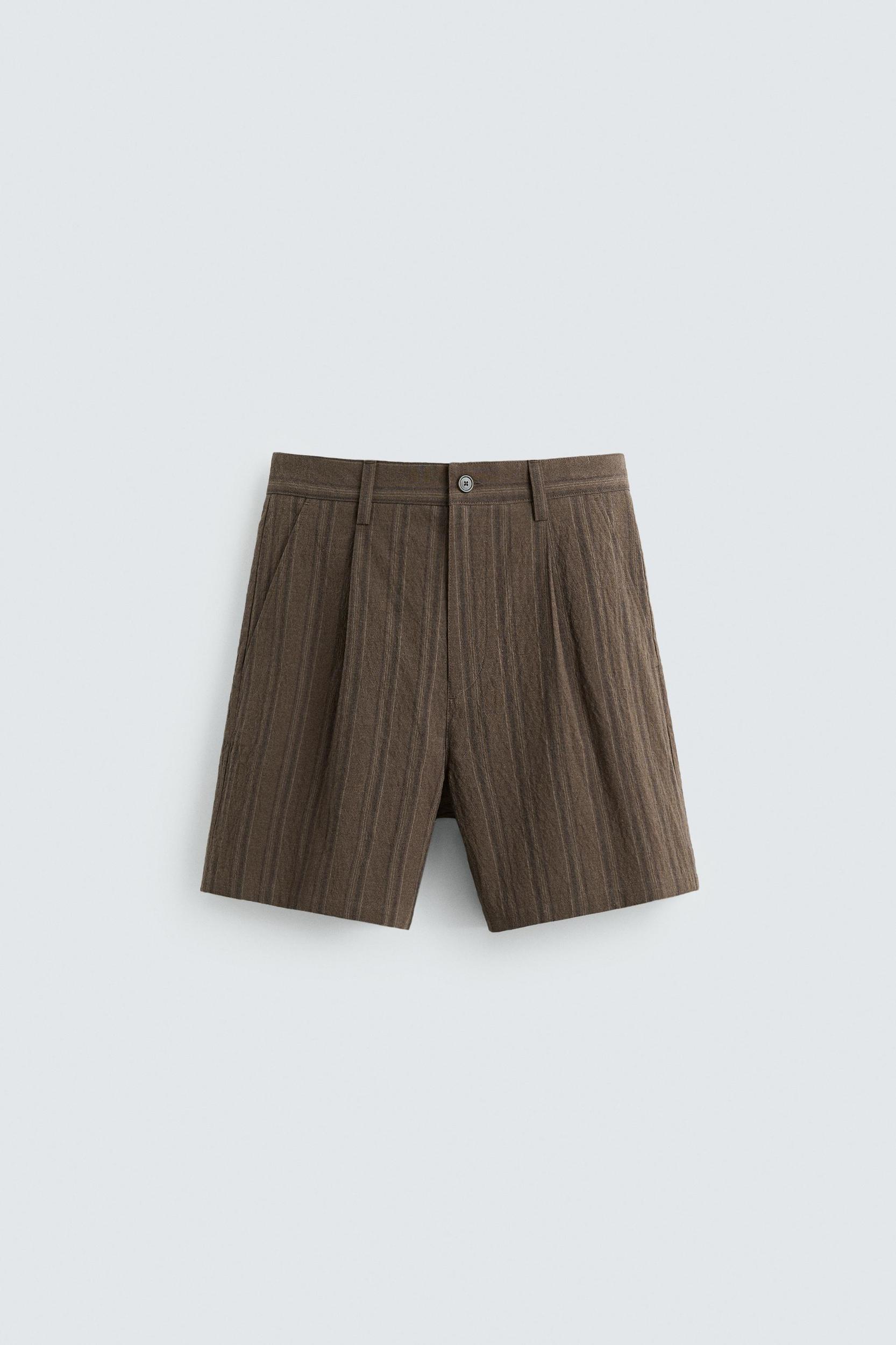 STRIPED REGULAR FIT SHORTS Product Image
