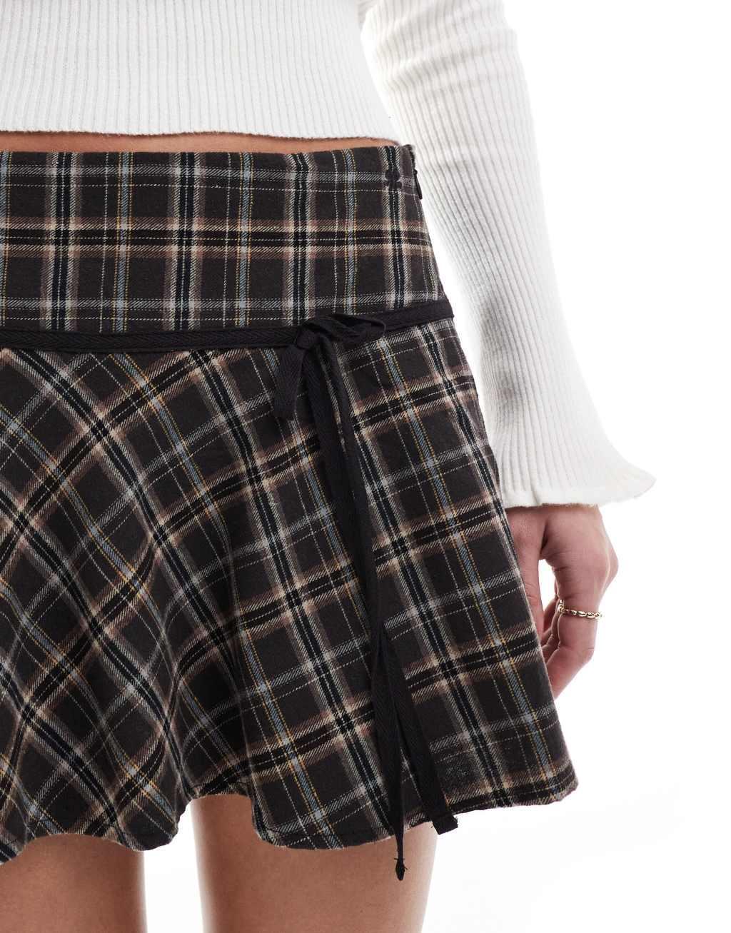 Pull&Bear plaid mini skirt with bow detail in brown Product Image