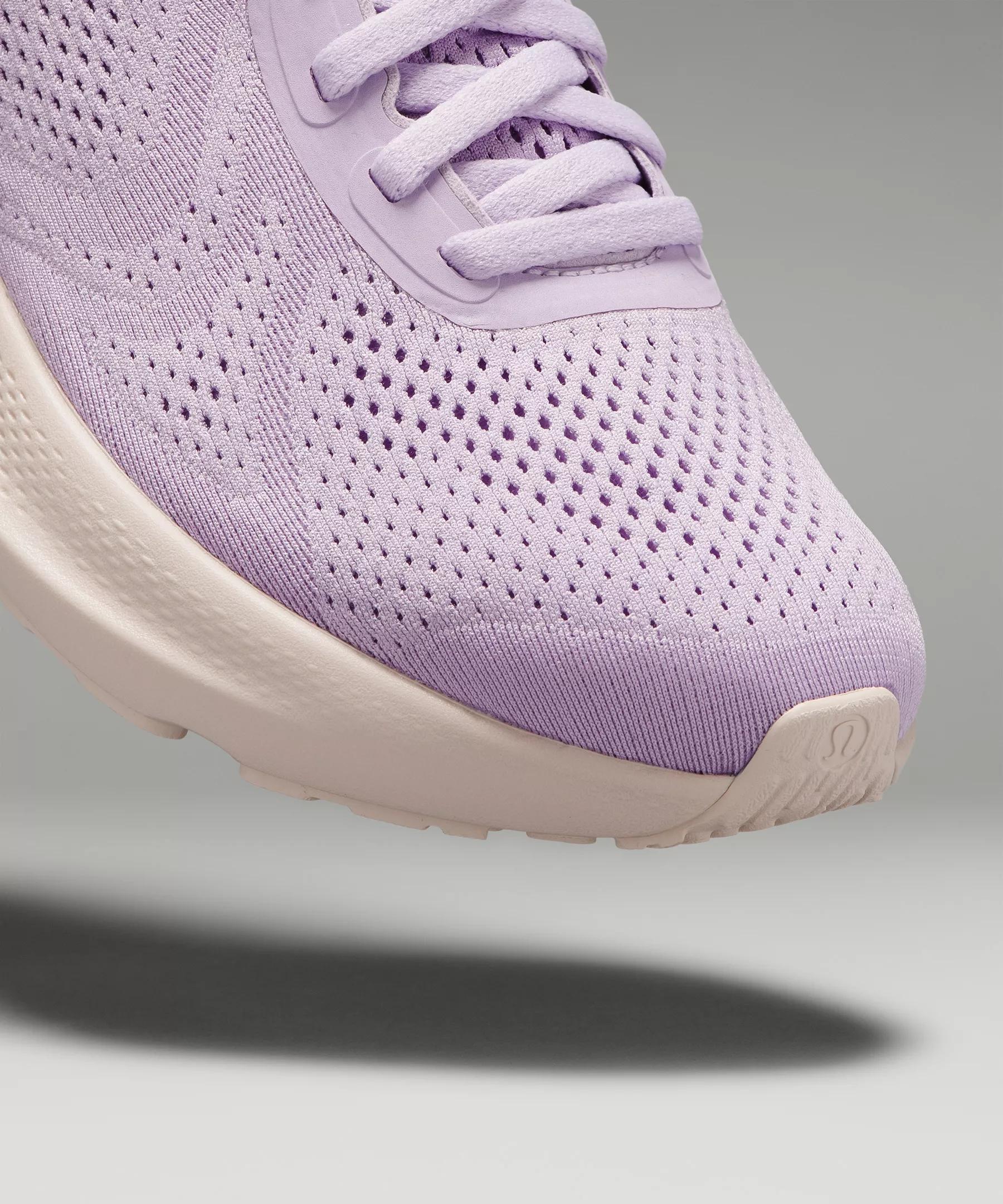 Women's Beyondfeel Running Shoe Product Image