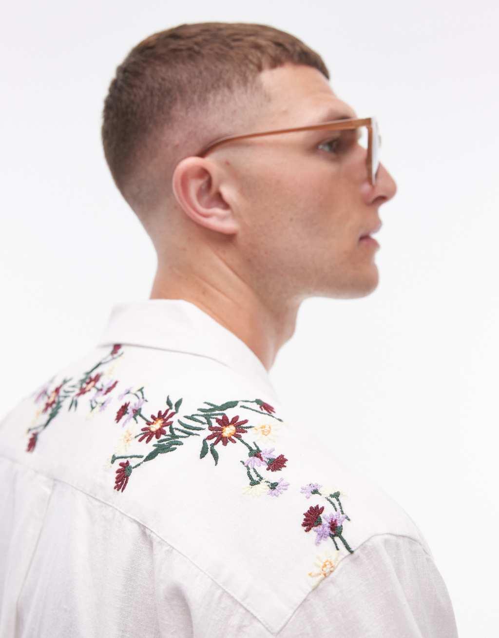 Topman short sleeve relaxed embroidered floral shirt in white Product Image