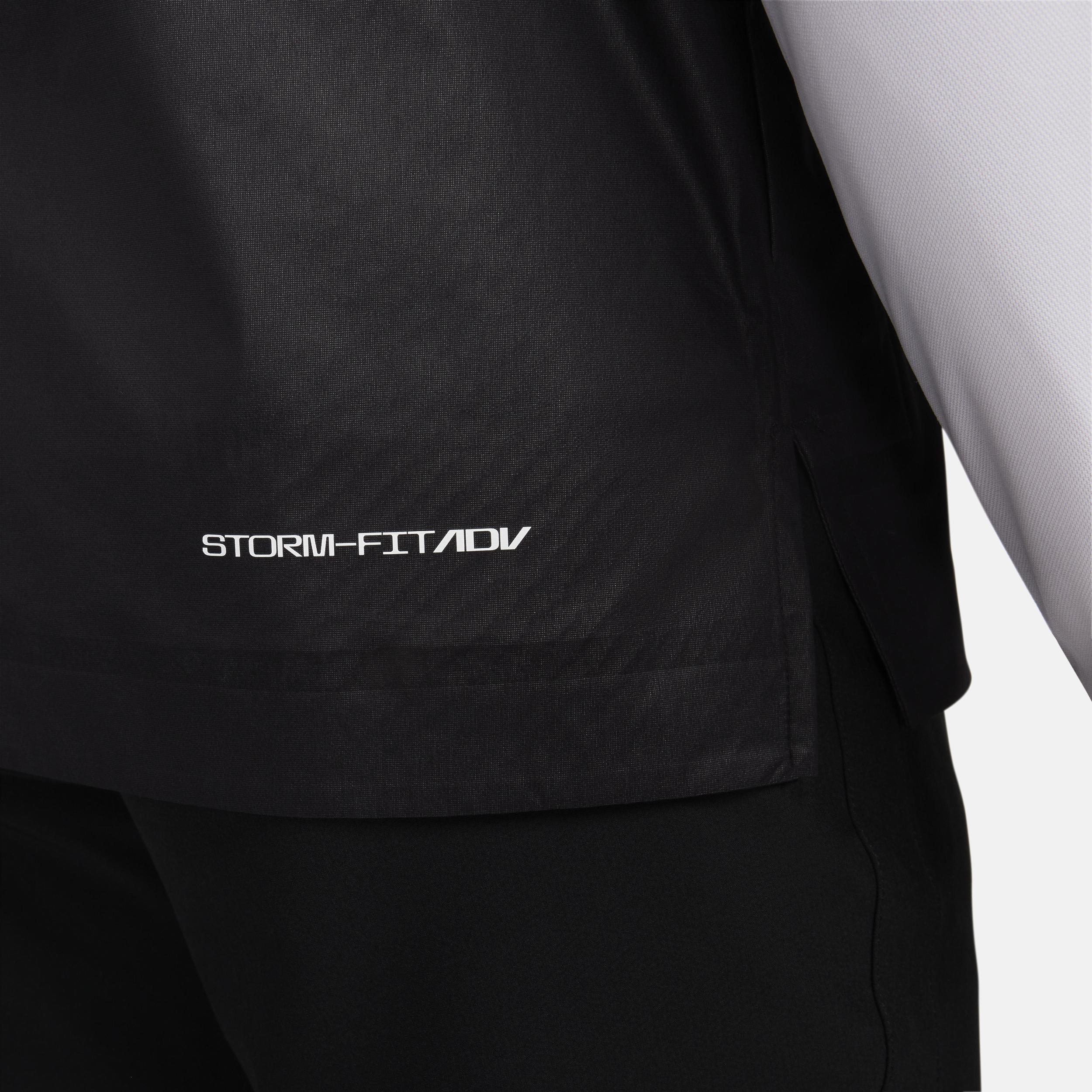 Nike Mens Storm-FIT ADV Golf Vest Product Image