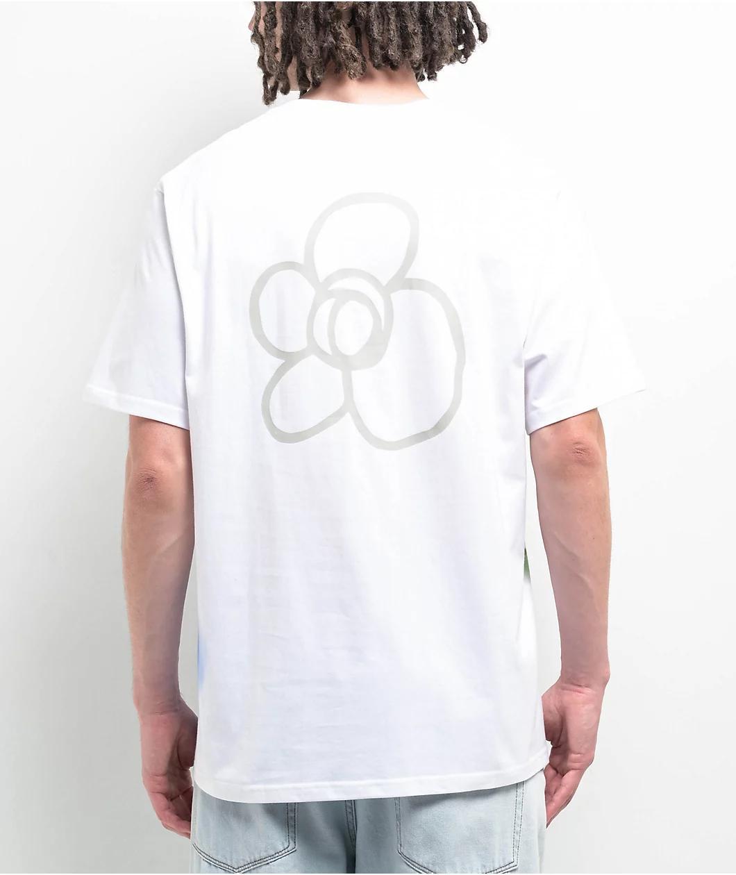 Wuuski Flower White T-Shirt Product Image