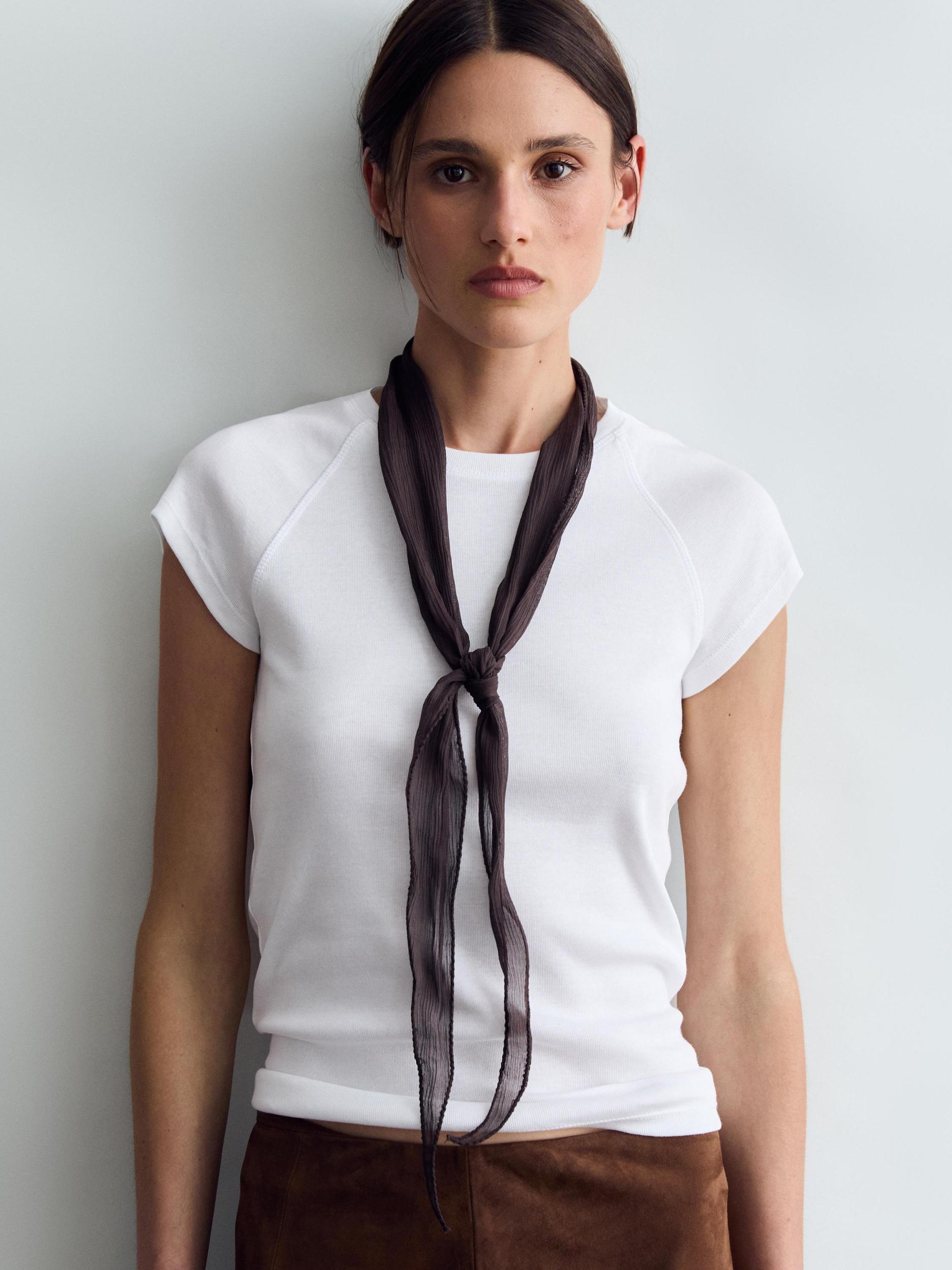 Cotton T-shirt with short raglan sleeves Product Image