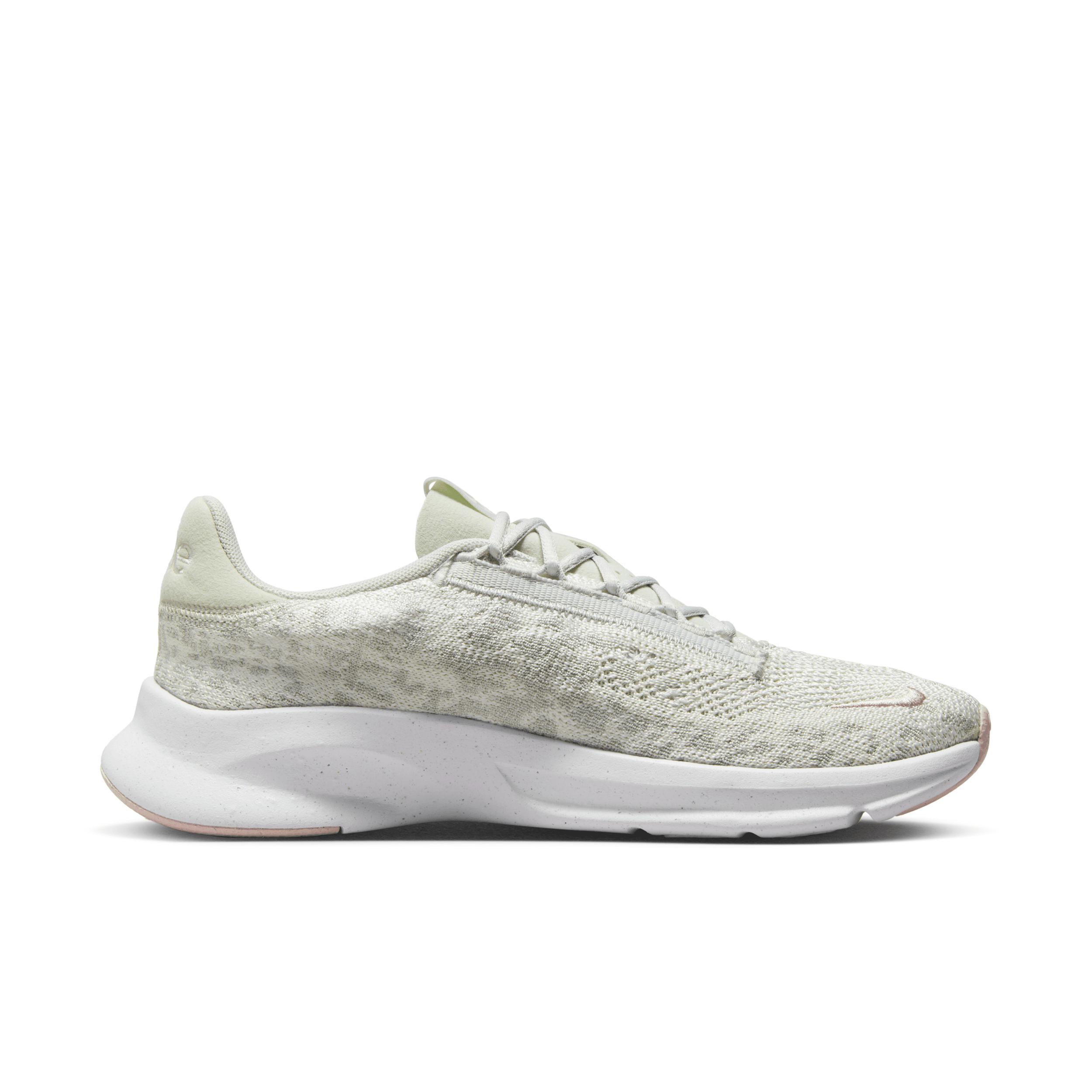 Nike Women's Tech Hera Shoes Product Image