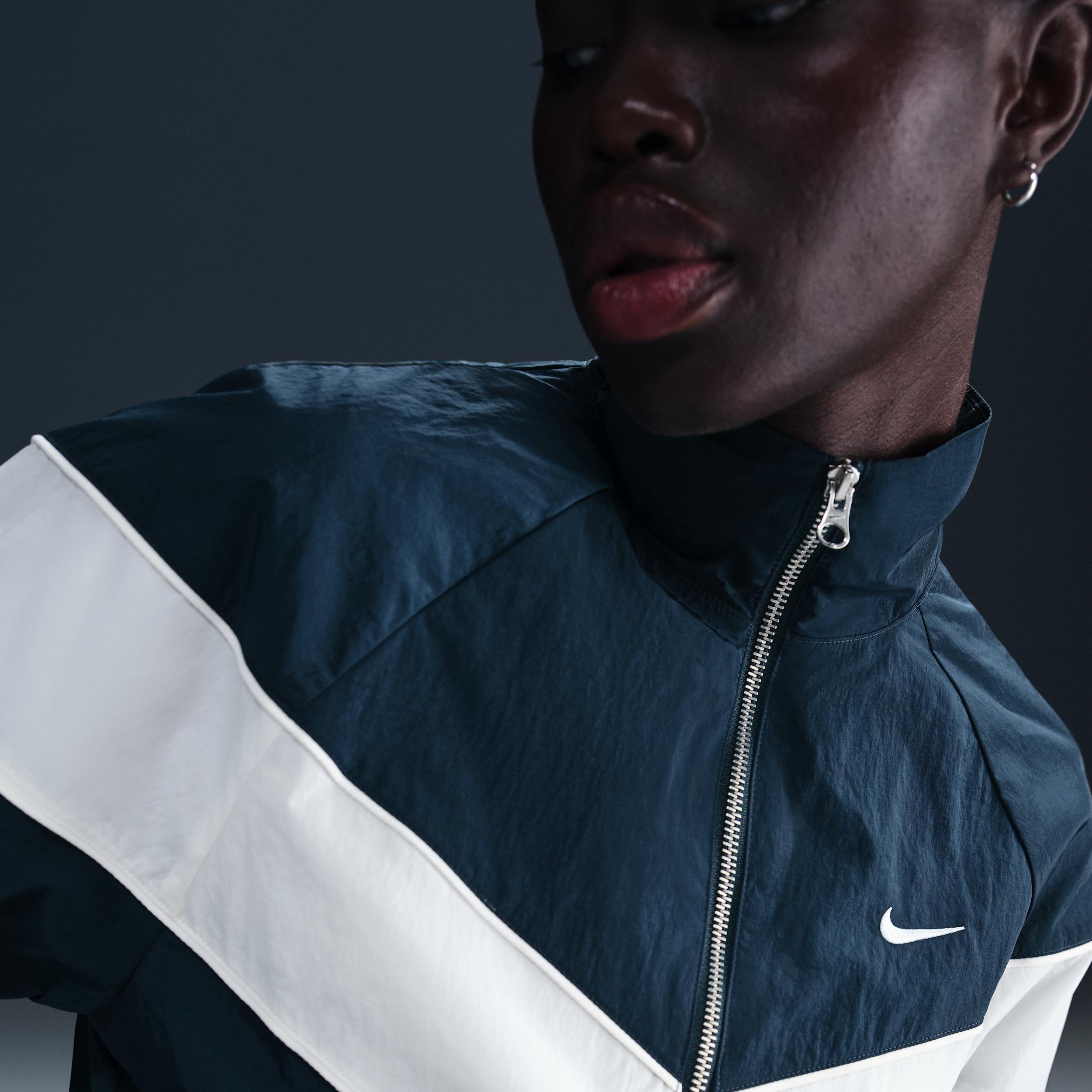 Nike Women's Windrunner Loose UV Woven Full-Zip Jacket Product Image