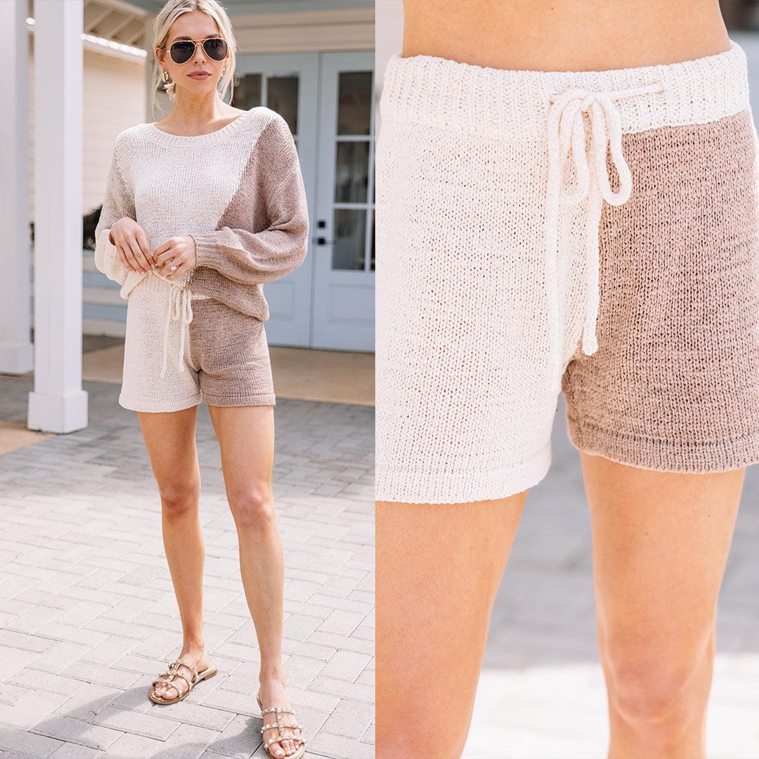 Moving Forward Cream White Colorblock Knit Shorts Female Product Image