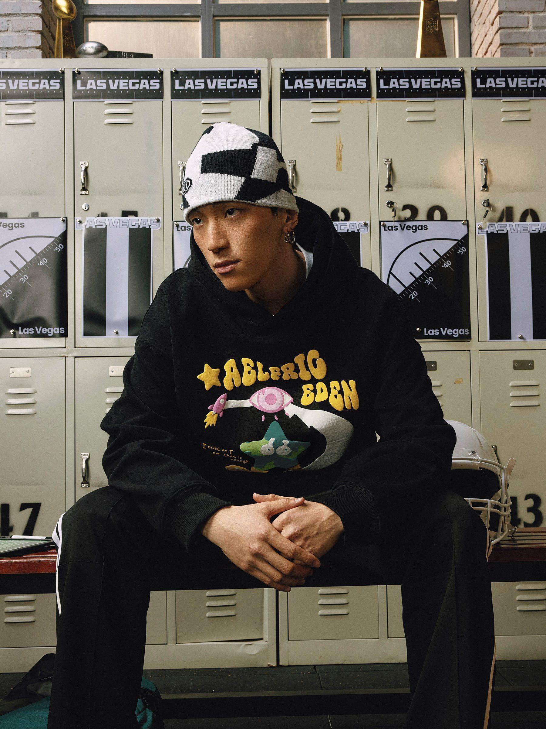 Aelfric Eden Oversized Walking Star Hoodie Product Image