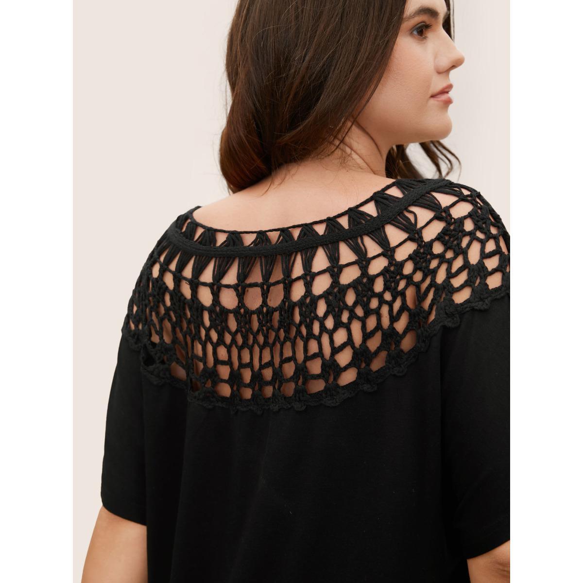 Plus Size Solid Crew Neck Cut Out Patchwork T-shirt Black Women Elegant Patchwork Round Neck Everyday T-shirts BloomChic 12/L Product Image