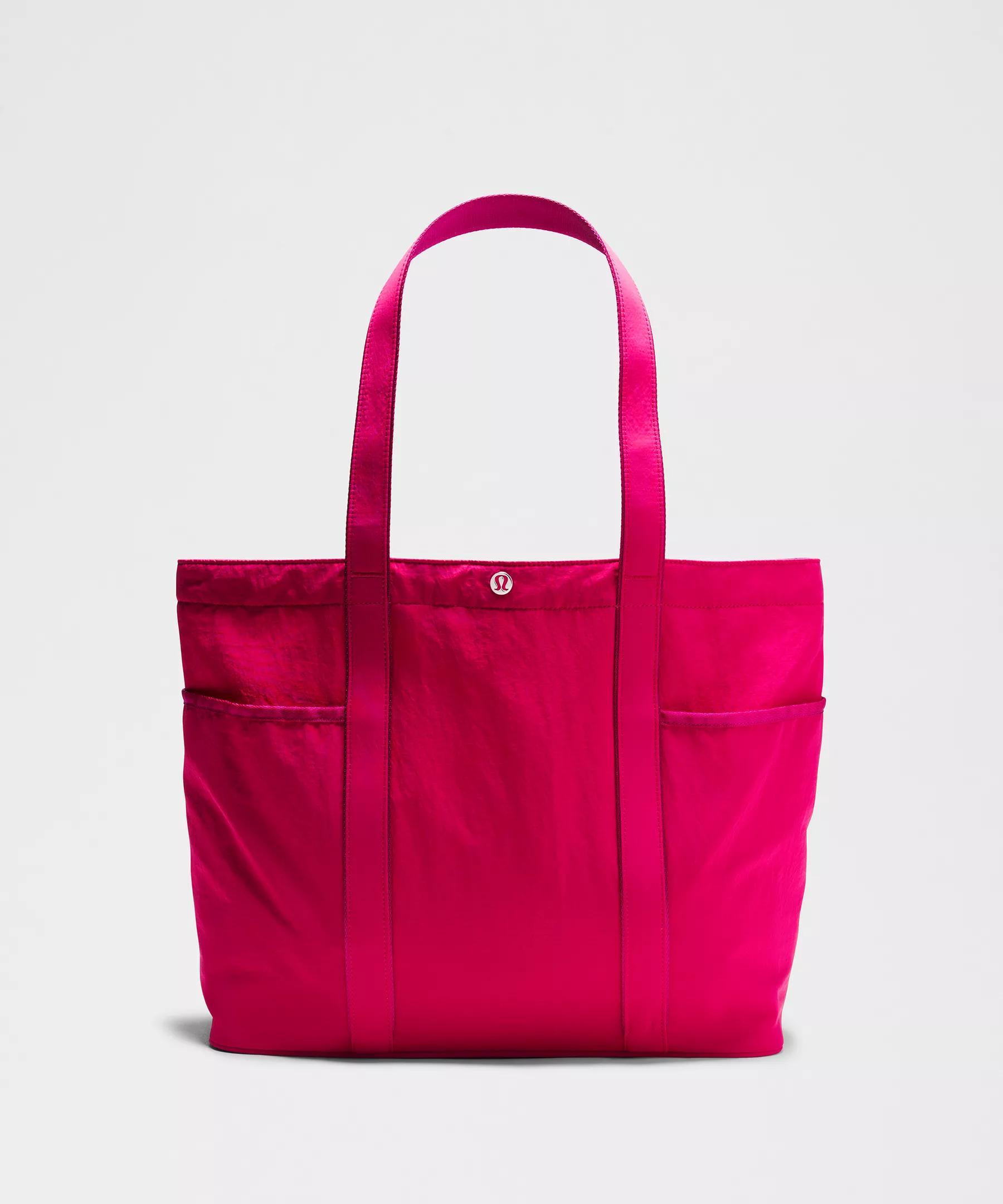 Daily Multi-Pocket Tote Bag 20L Product Image