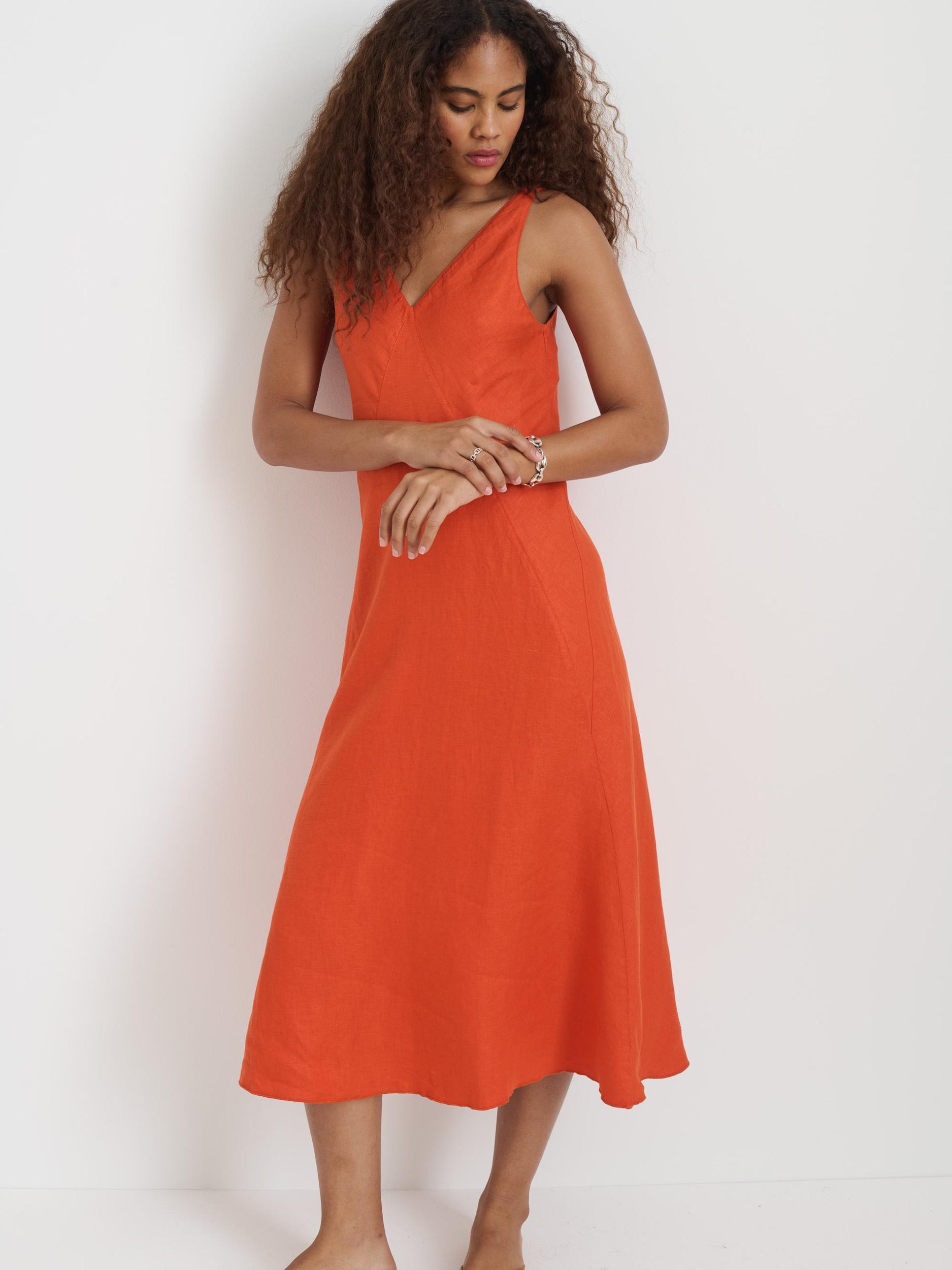 Flora Dress In Linen Product Image