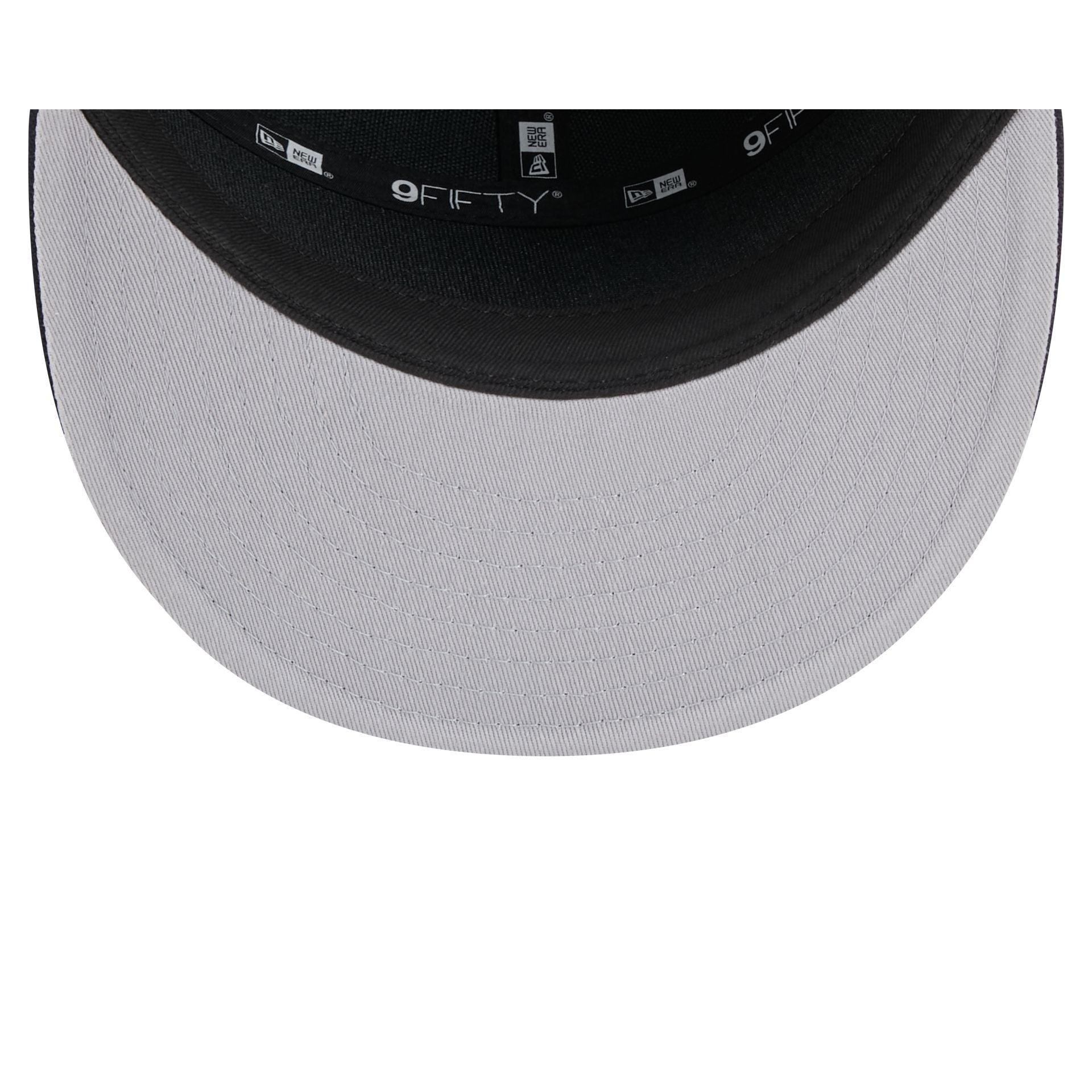 Boston Red Sox Cotton Canvas Split Panel 9FIFTY Trucker Hat Male Product Image