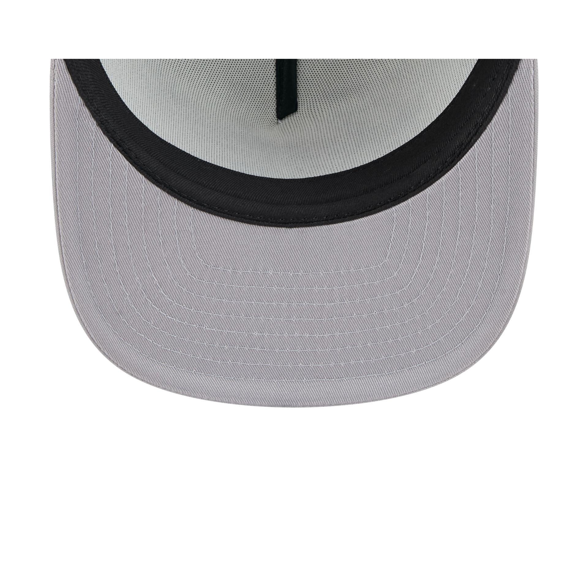 New York Yankees Retro Script 9FIFTY A-Frame Trucker Hat Male Product Image