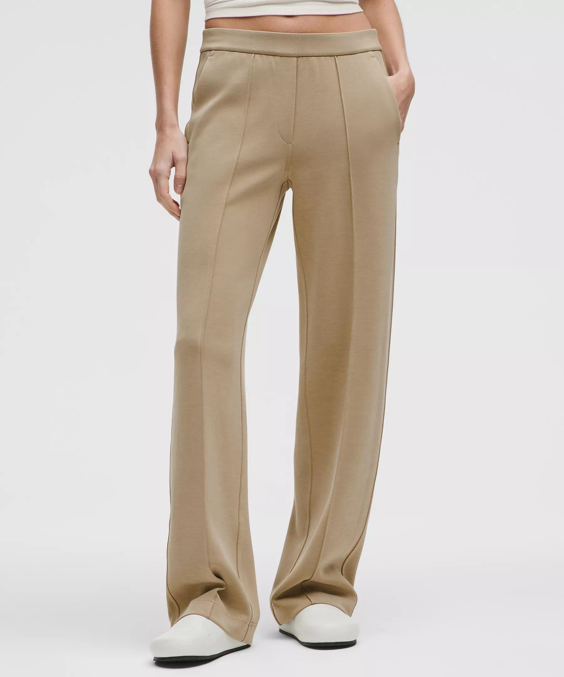 Softstreme Pintuck Mid-Rise Pant *Regular Product Image