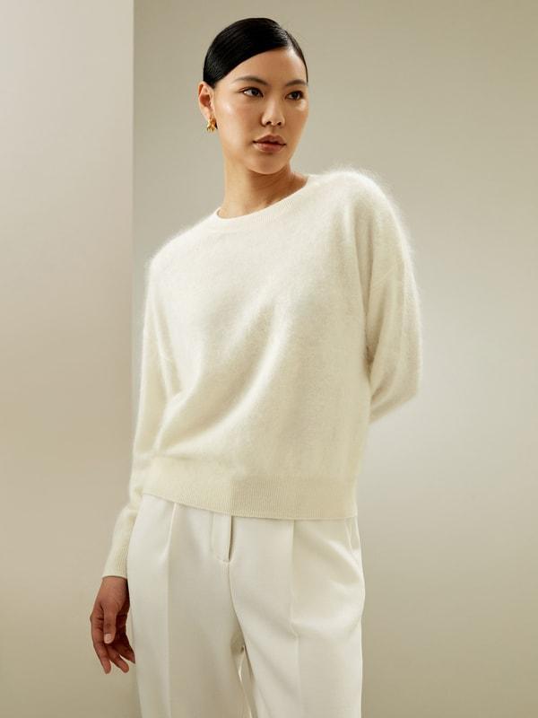 Relaxed Drop-Shoulder Cashmere Sweater Product Image