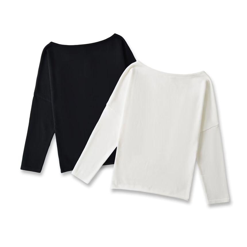 Long-Sleeve Boatneck Plain Tee Product Image