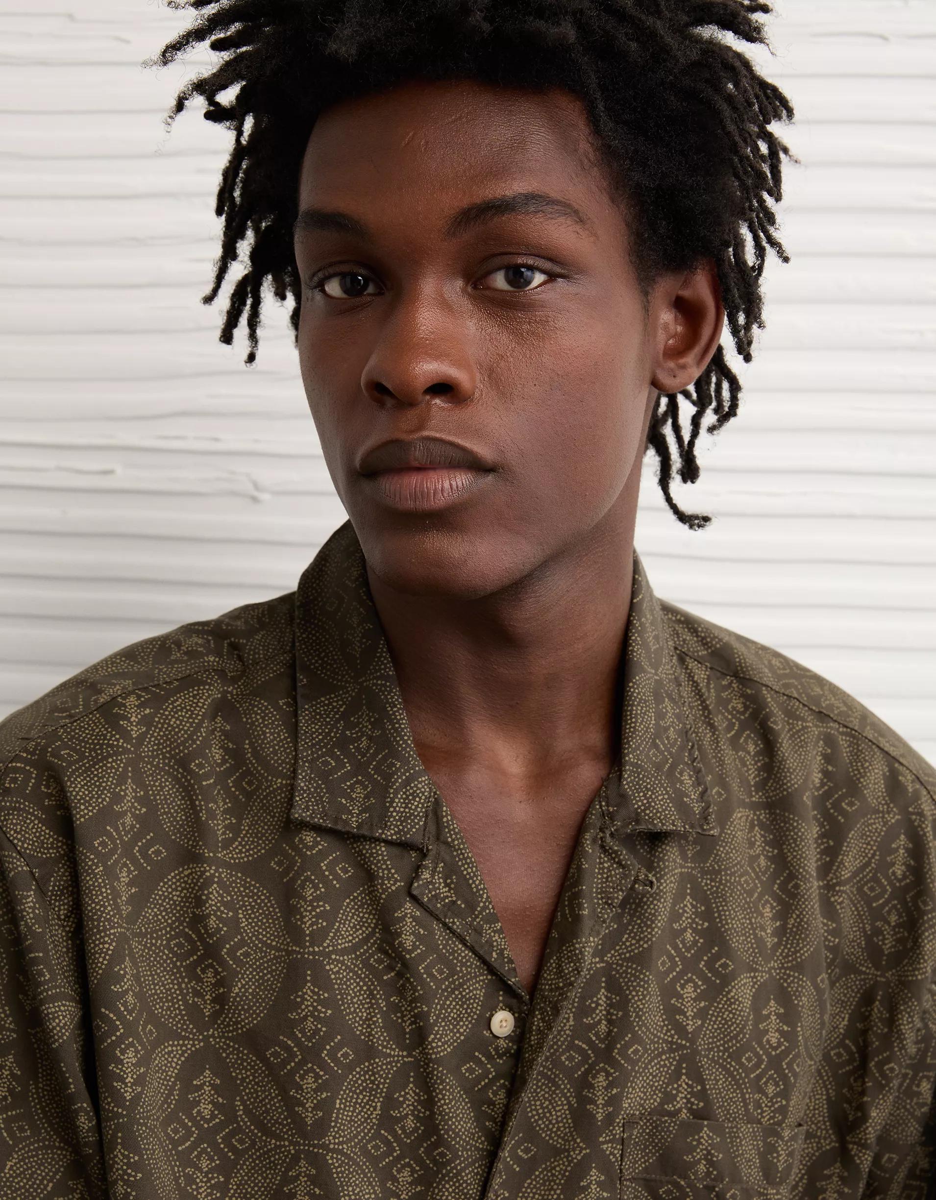 AE Poolside Button-Up Shirt Men's Product Image