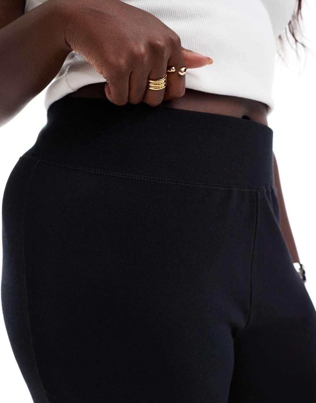 Yours flared yoga pants in black Product Image