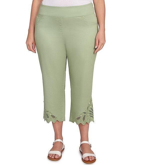Ruby Rd. Plus Tencel ™ Pull-On Lace Scallop Hem Capri Pants Product Image