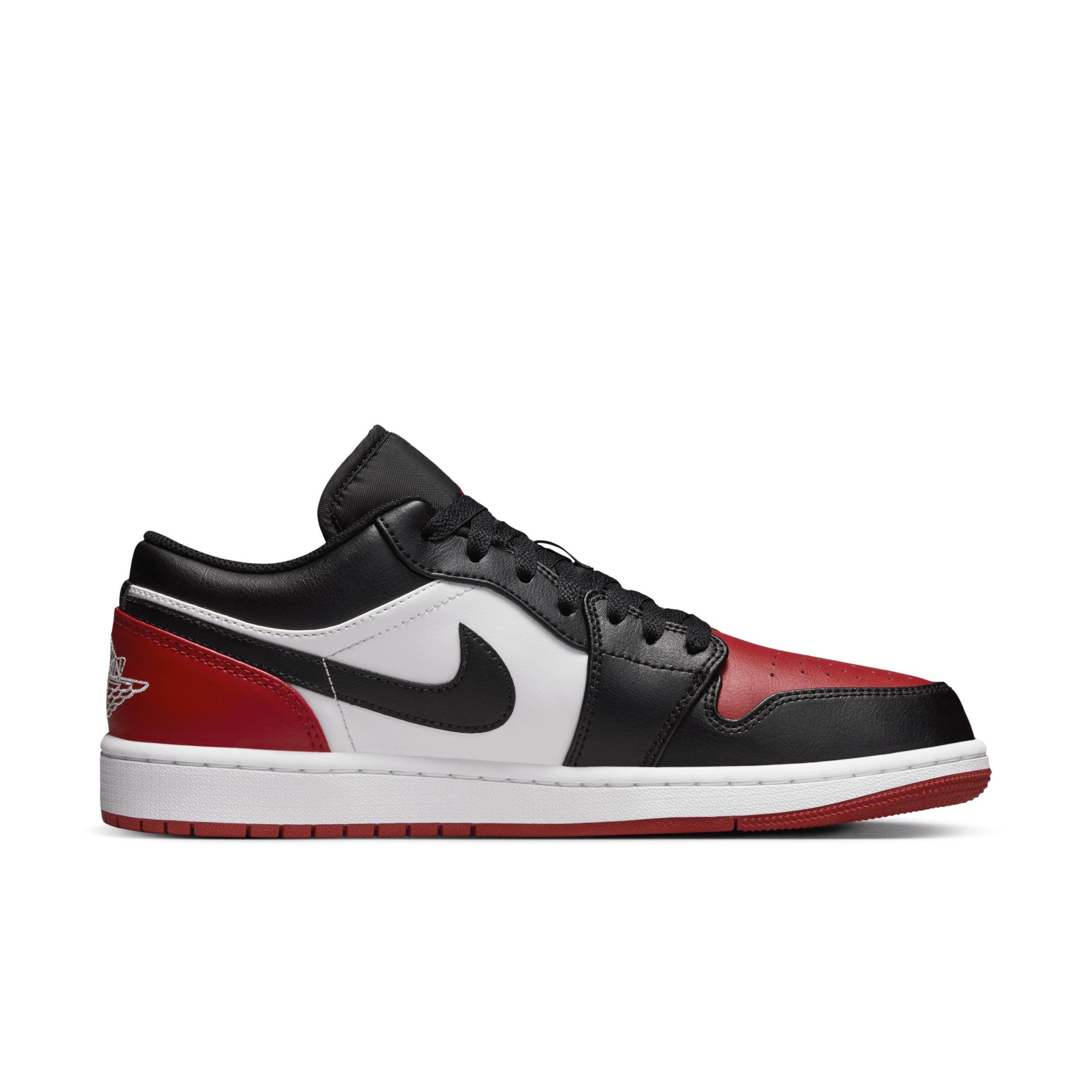 Mens Air Retro 1 Low Casual Shoes Product Image