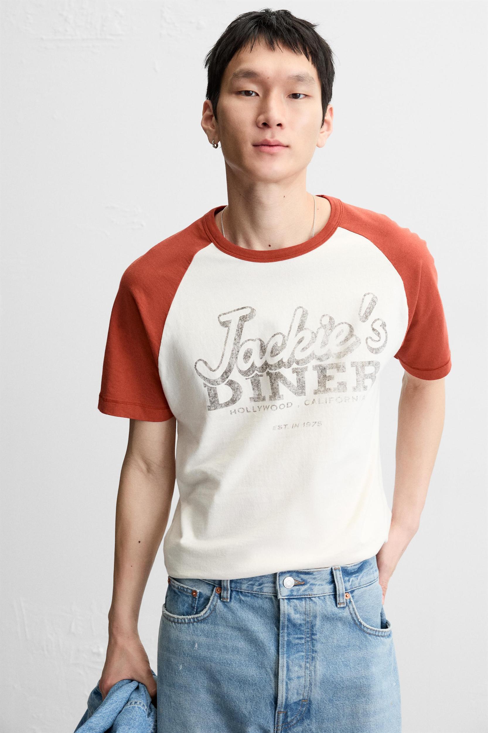 WASHED PRINTED T-SHIRT Product Image