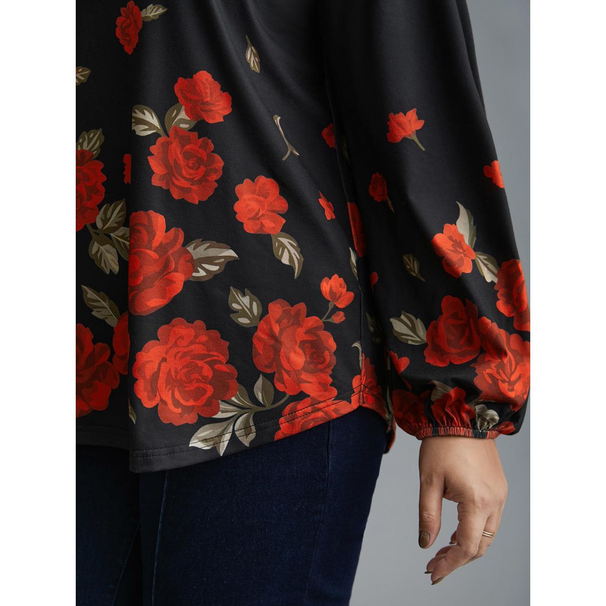 Plus Size Floral Hem V-Neck Stretchy T-shirt Black Women Elegant Contrast Natural Flowers V-neck Everyday T-shirts BloomChic 10/M Product Image