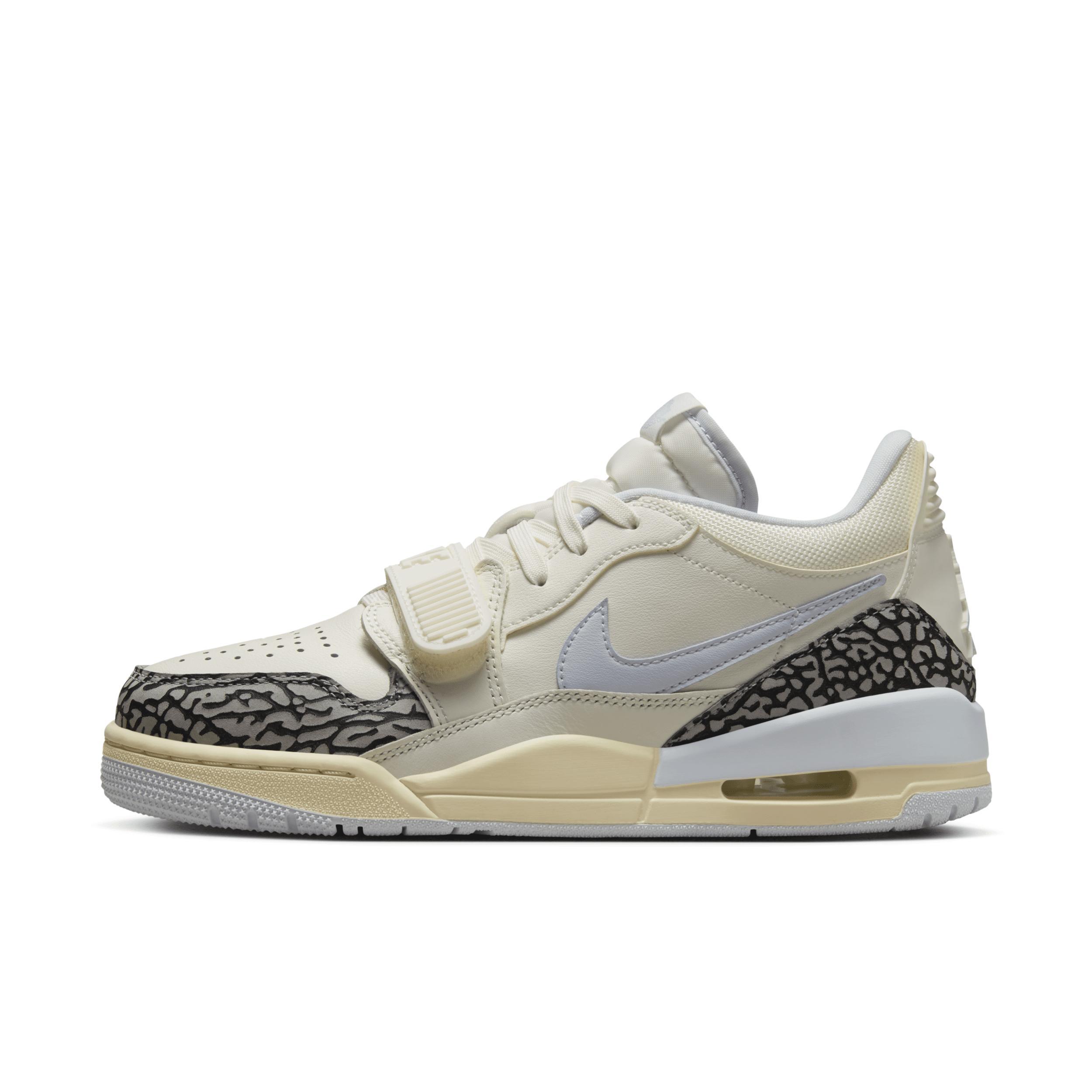 Air Jordan Legacy 312 Low Women's Shoes Product Image