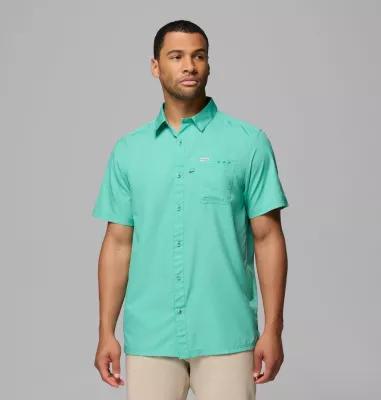 Columbia Men s PFG Slack Tide Camp Shirt- Product Image