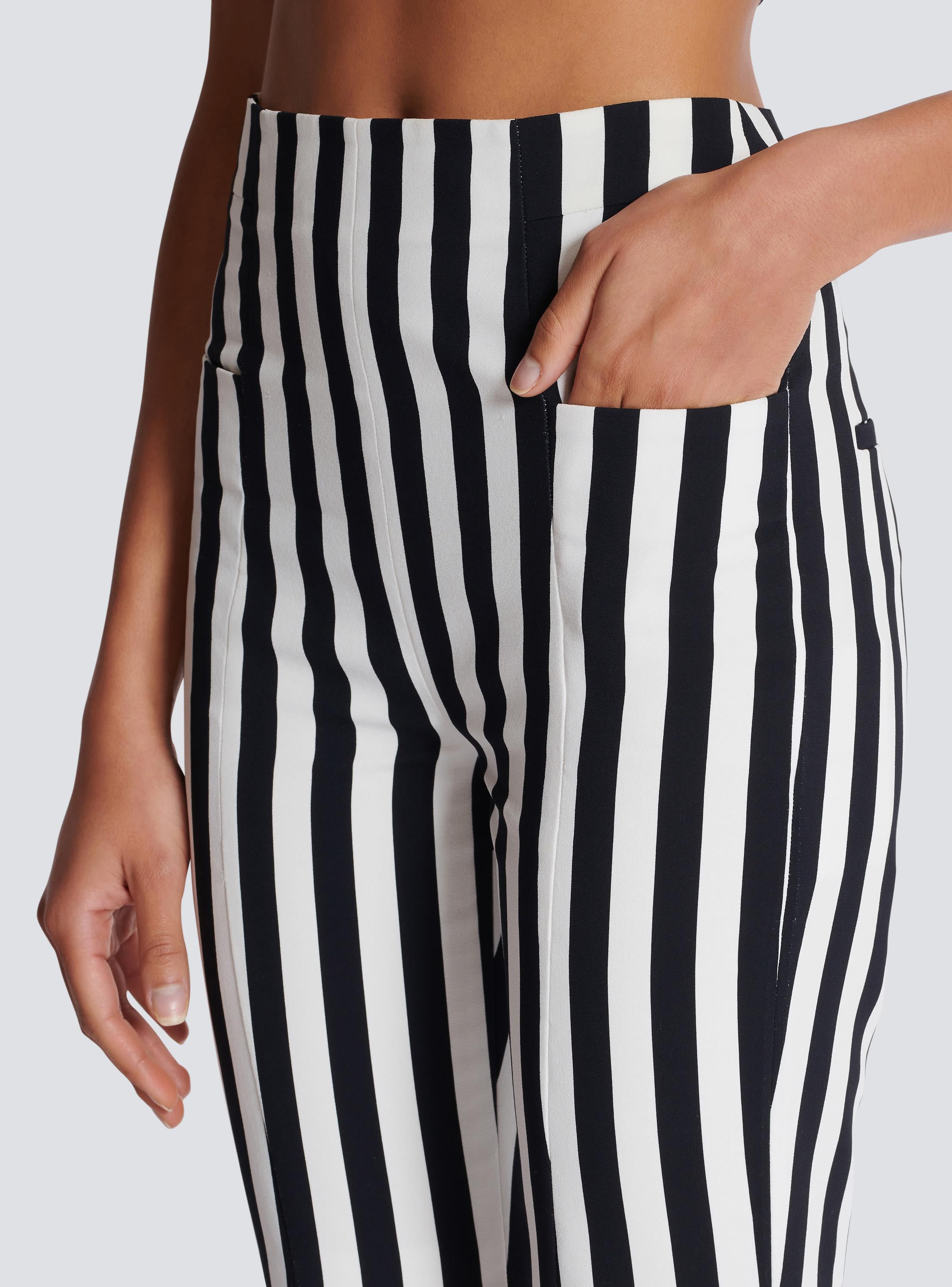 Striped crepe shorts Product Image